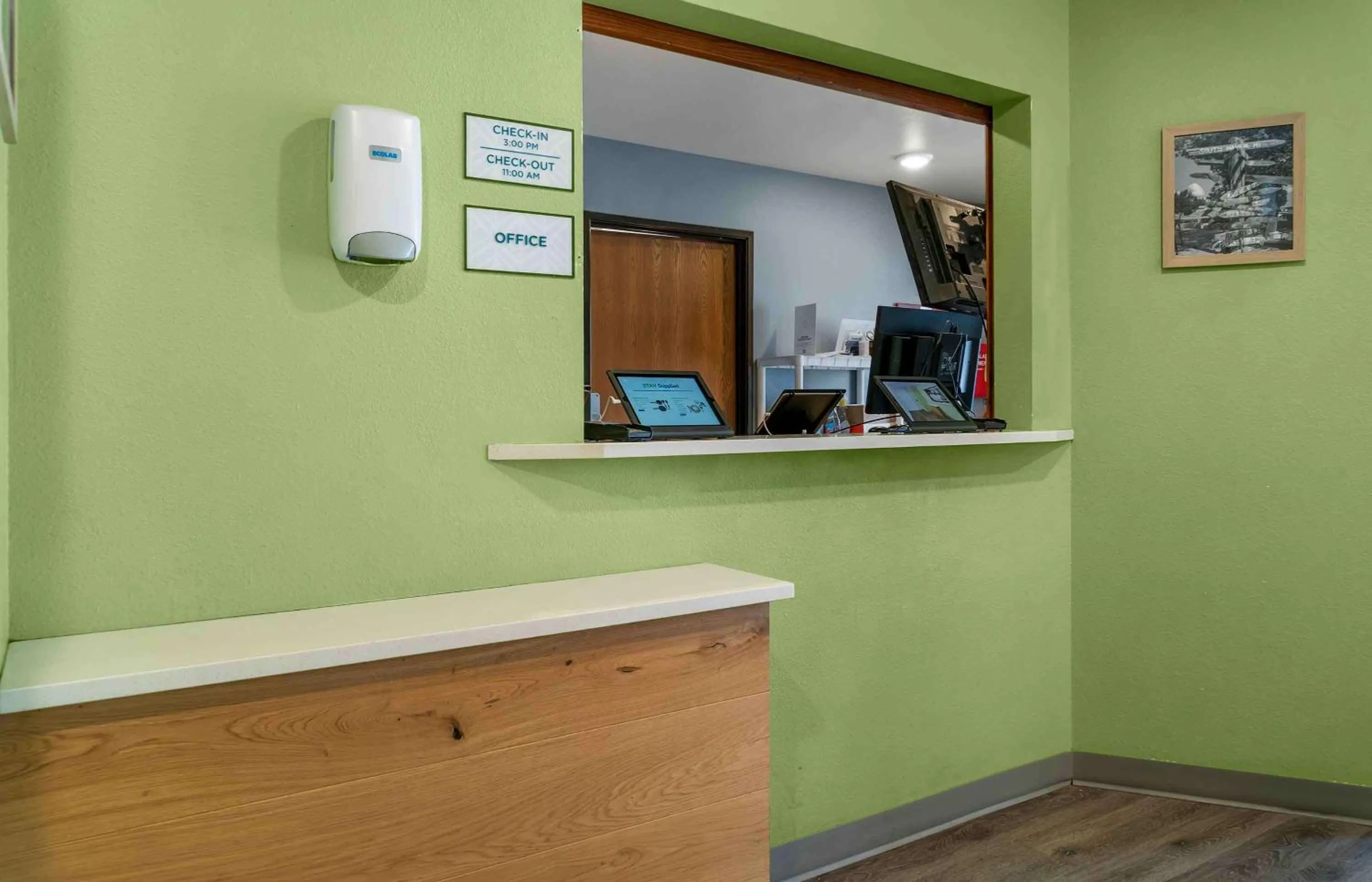 Lobby or reception in Extended Stay America Select Suites - Kalamazoo - West