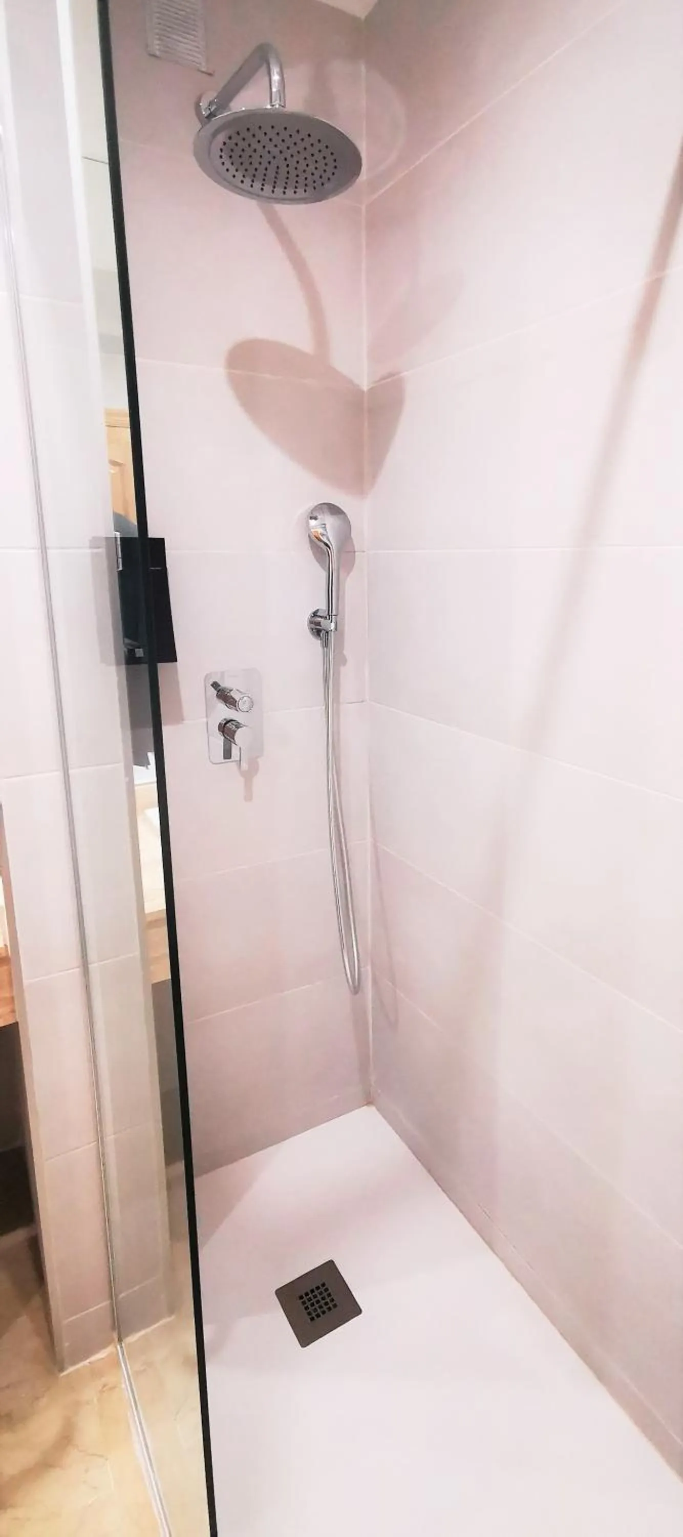 Shower in Mainake Costa del Sol