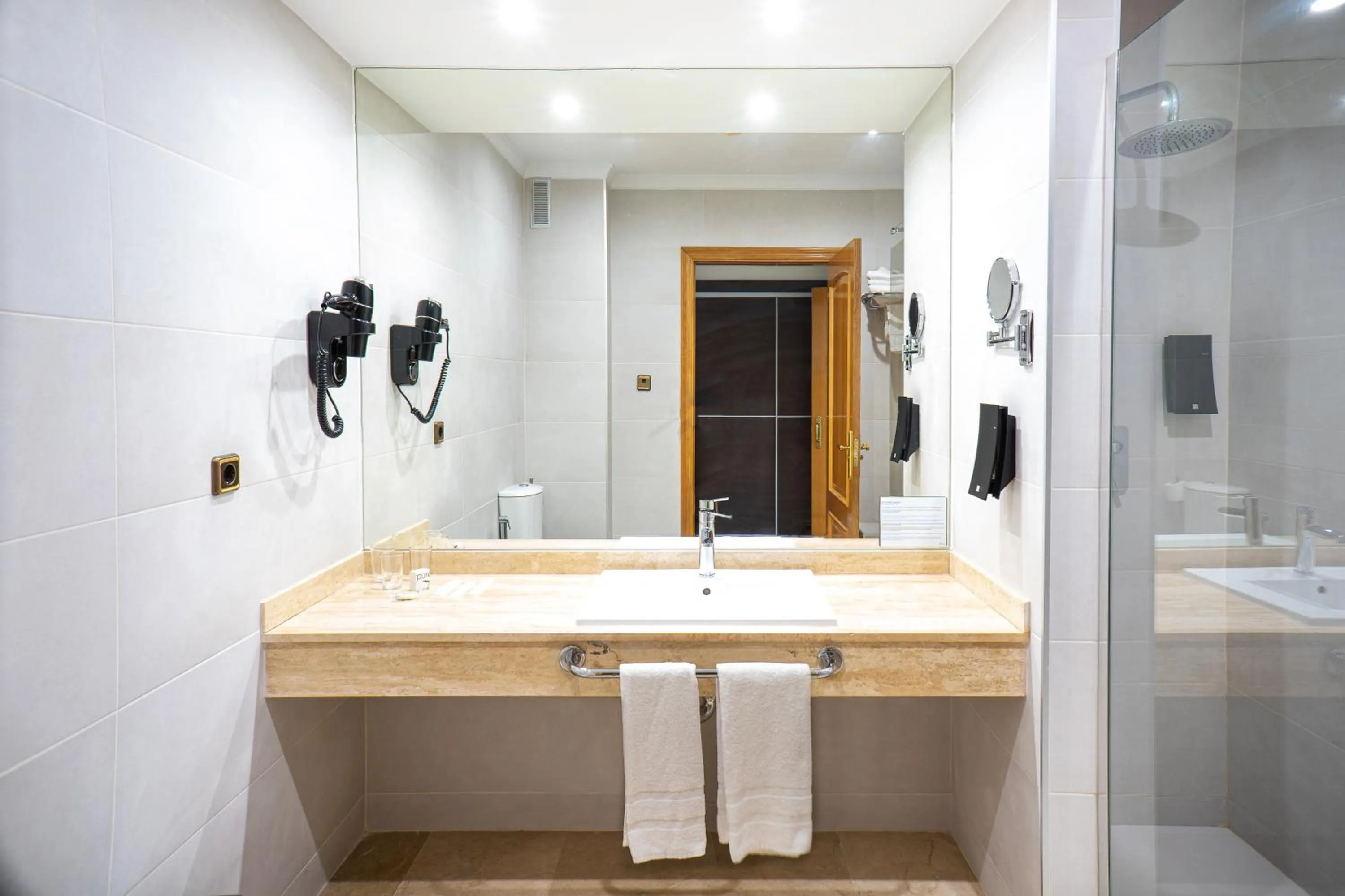 Shower in Mainake Costa del Sol