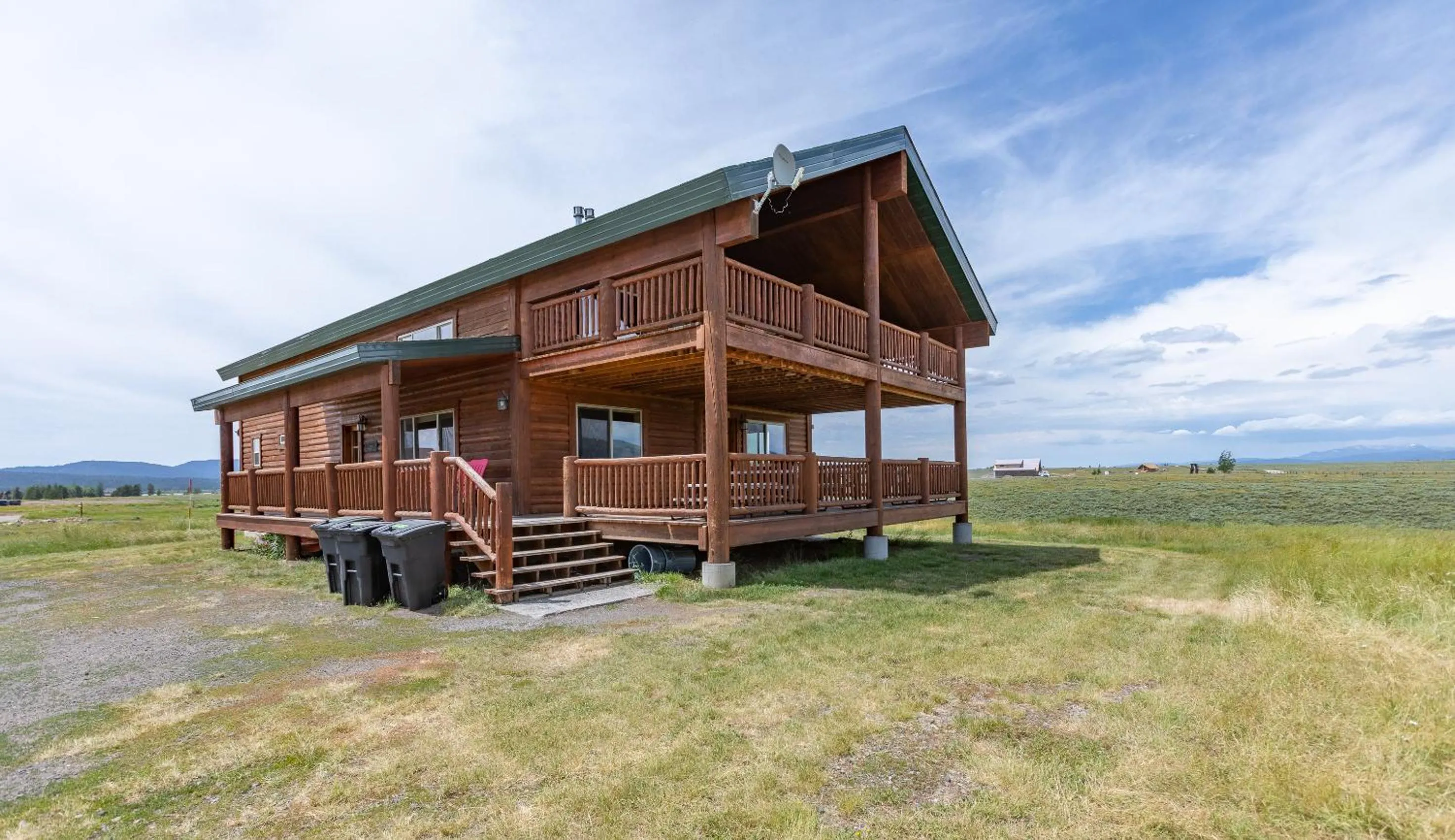 Liberty Lodge by KABINO Hot Tub Air Hockey 3 Living Rooms 7 bedrooms Boat Launch Reservoir ATV Snowmobile Trails WiFi