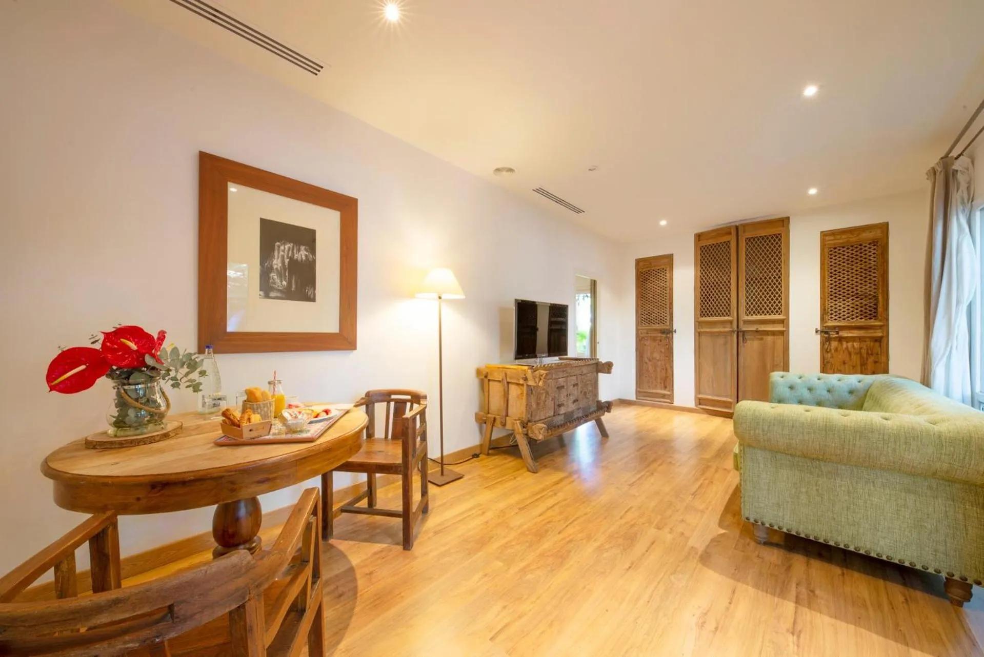 Photo of the whole room in Hotel Huerto del Cura