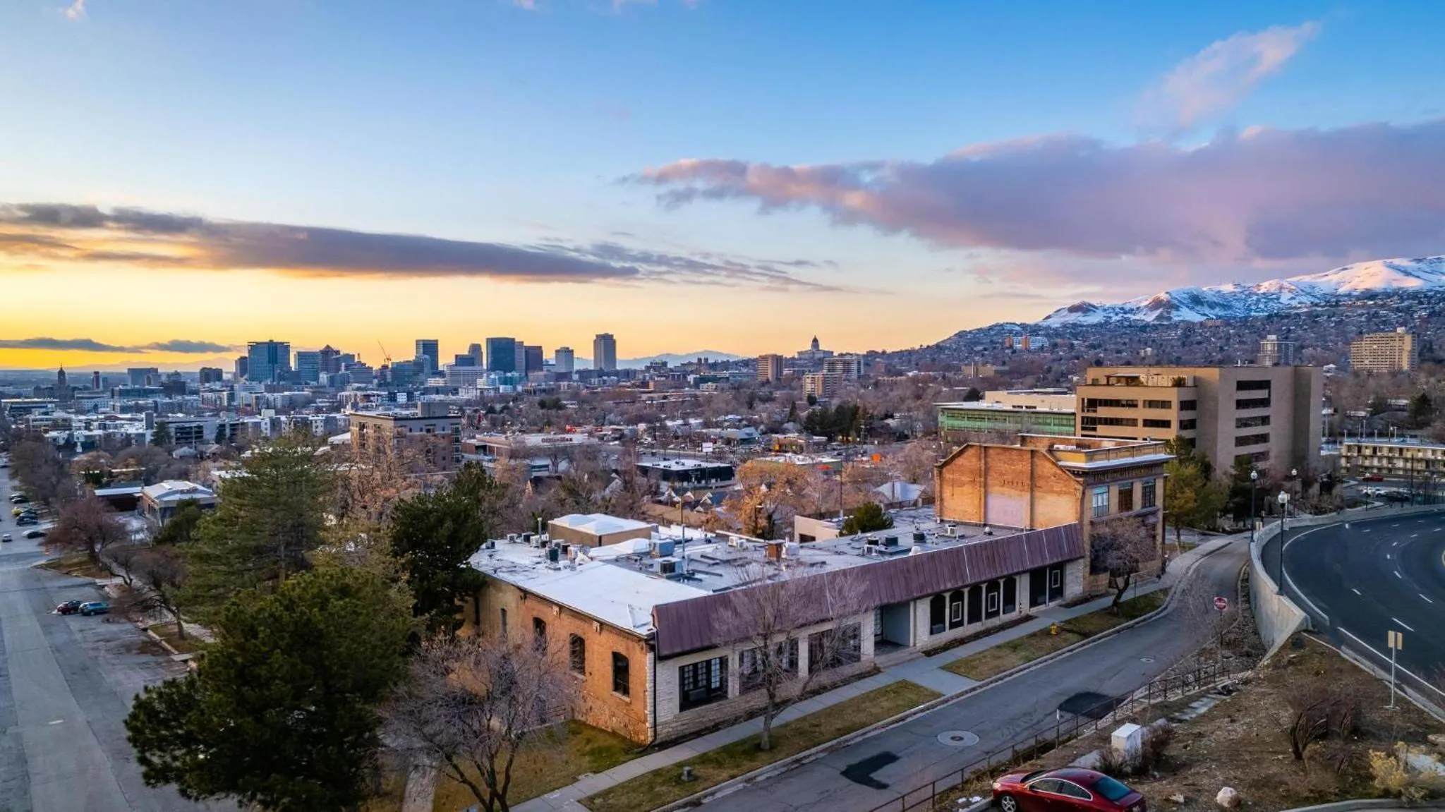 Property building in The Anniversary Inn - Fifth South
