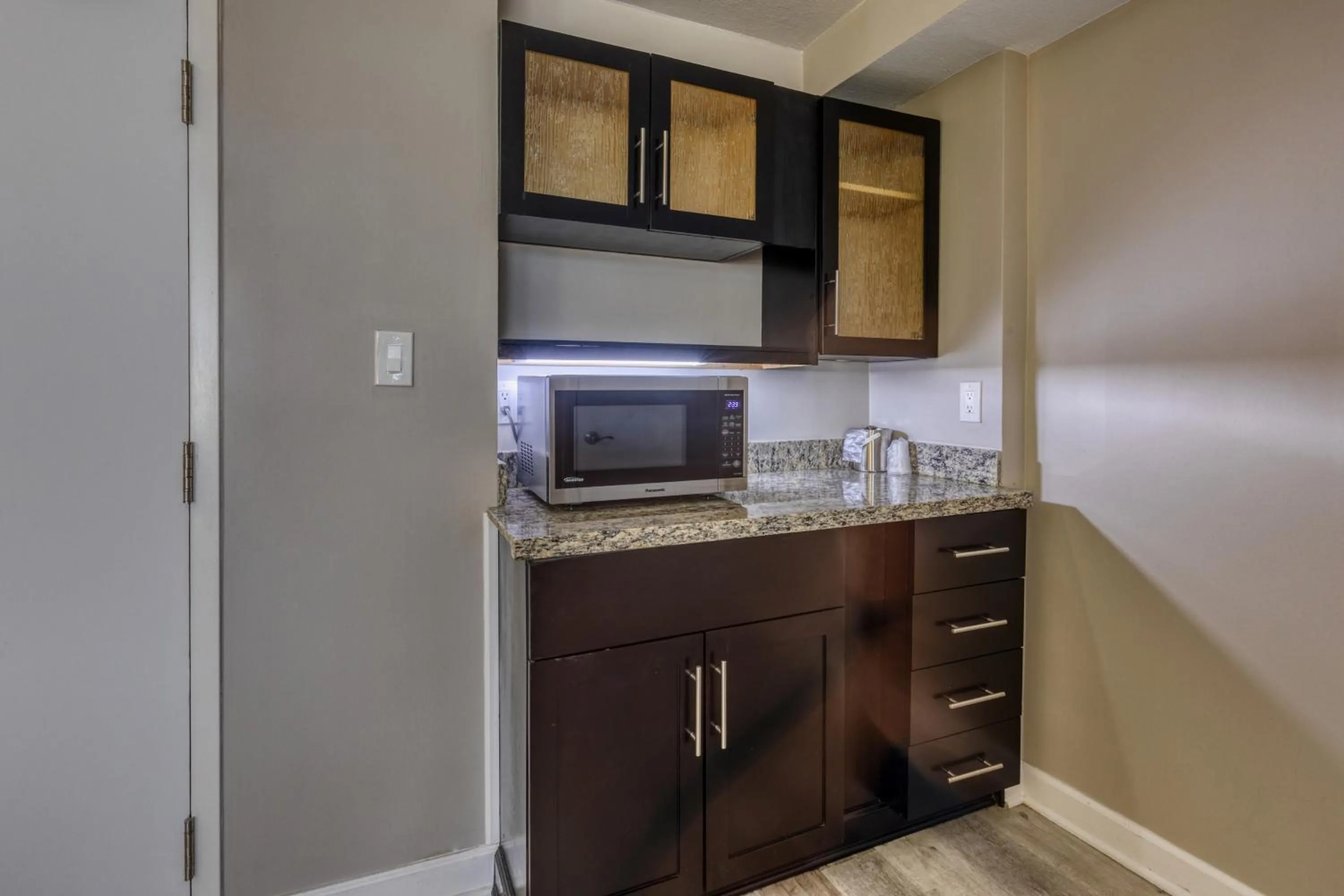 minibar in Hotel Weston