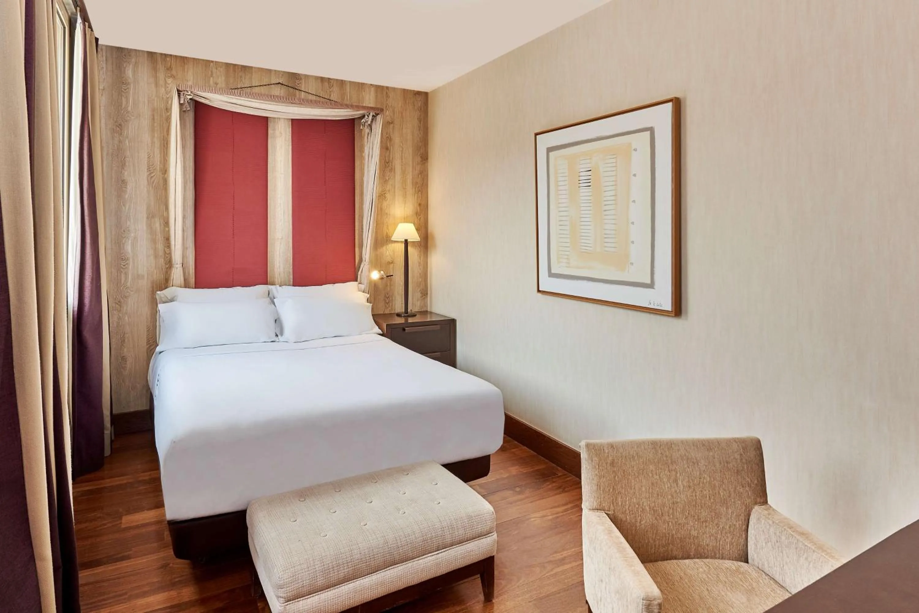 Bedroom, Bed in NH Collection Palacio de Burgos