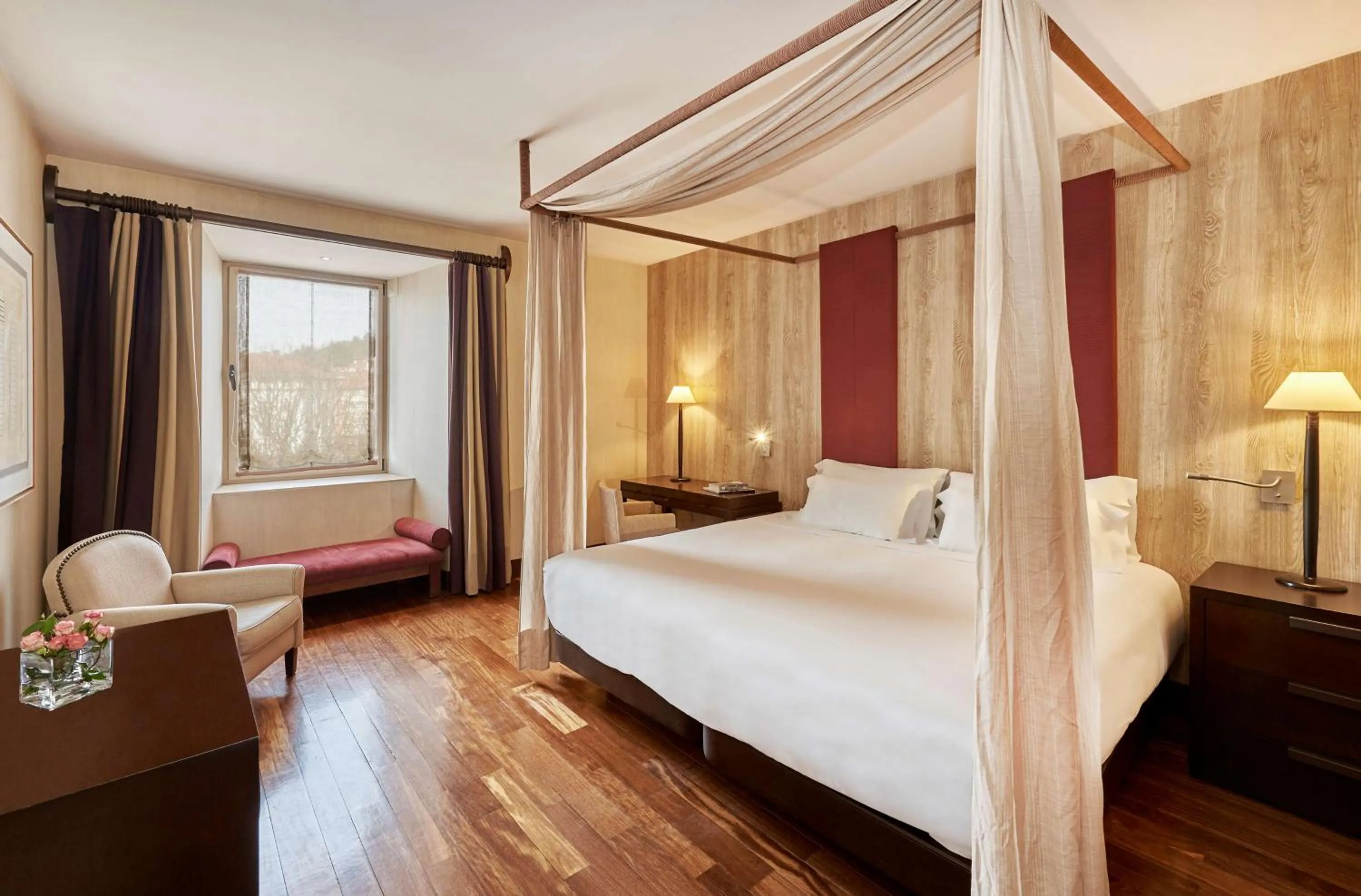 Bedroom, Bed in NH Collection Palacio de Burgos