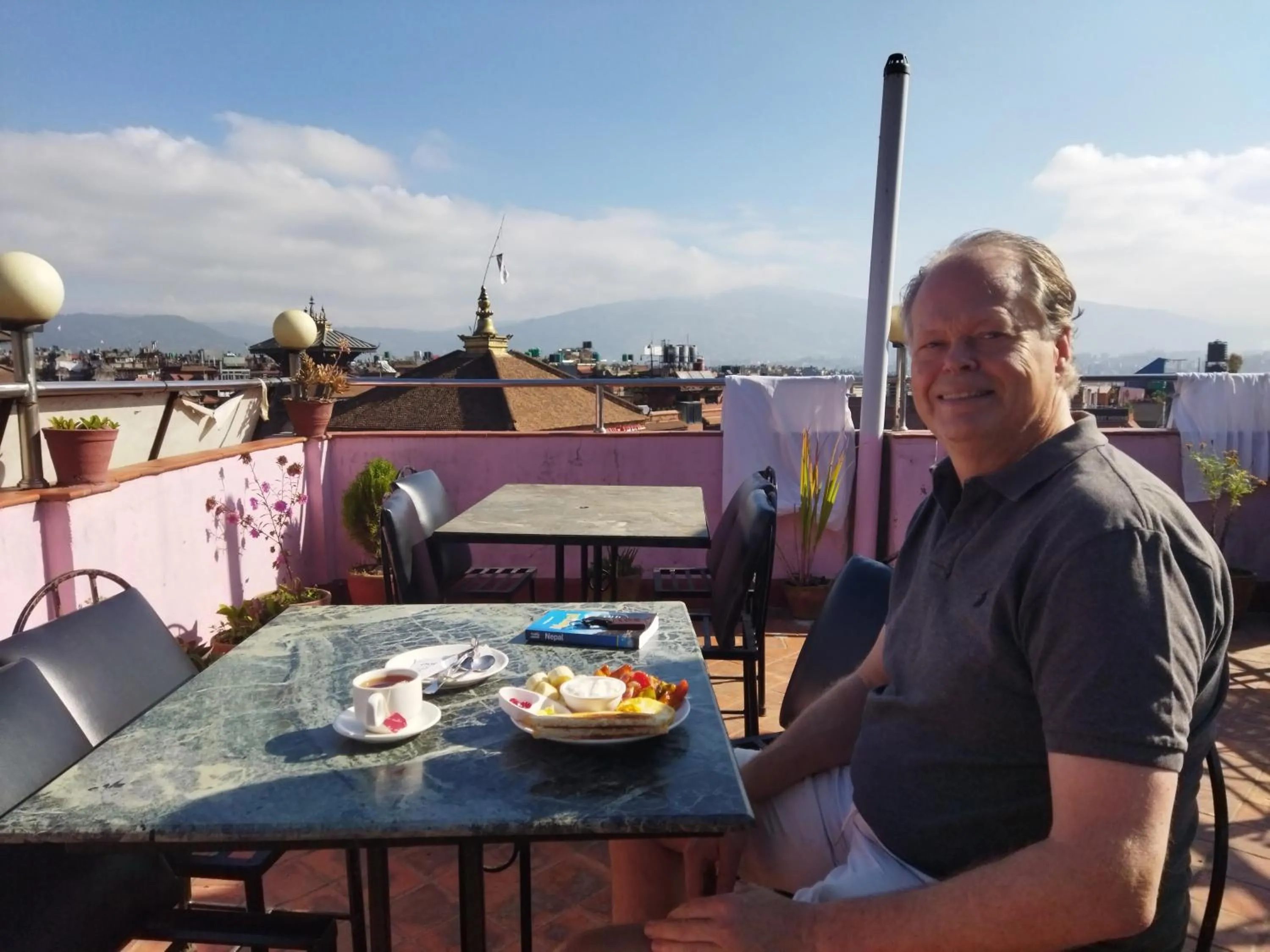 Restaurant/places to eat in HOTEL RUPAKOT AND ROOFTOP RESTAURANT
