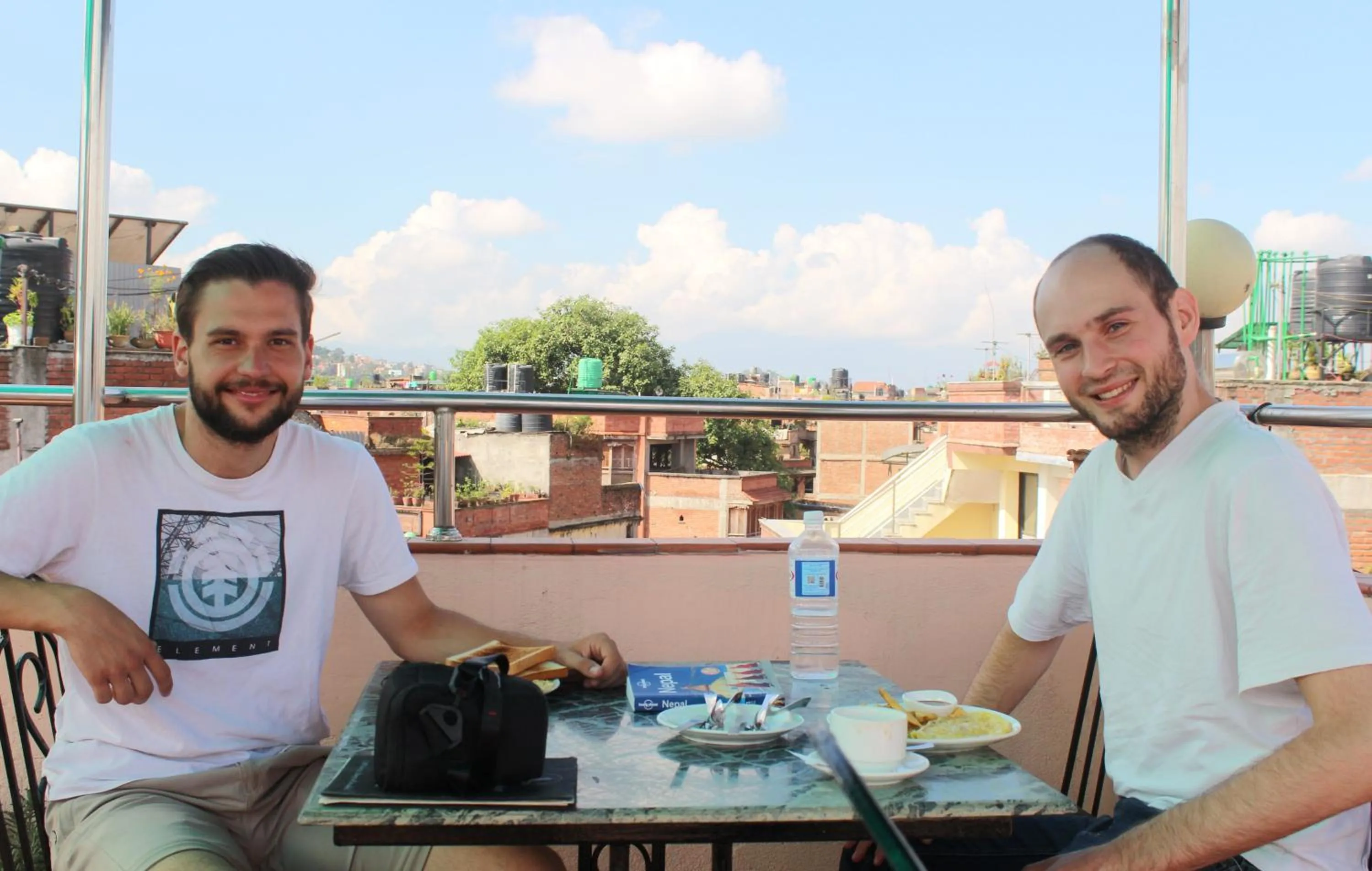 Restaurant/places to eat in HOTEL RUPAKOT AND ROOFTOP RESTAURANT