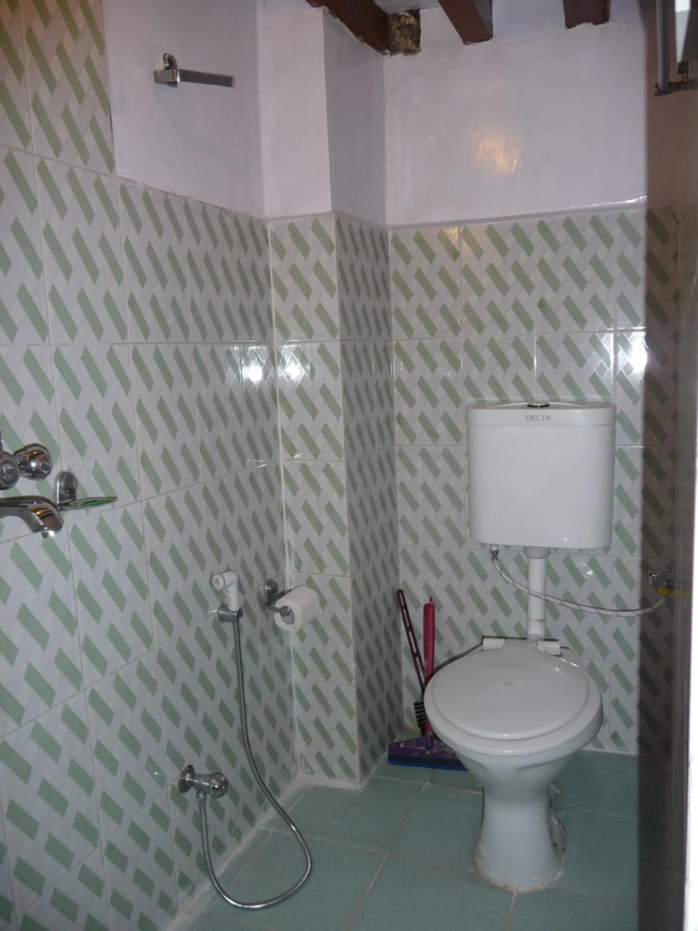 Bathroom in HOTEL RUPAKOT AND ROOFTOP RESTAURANT