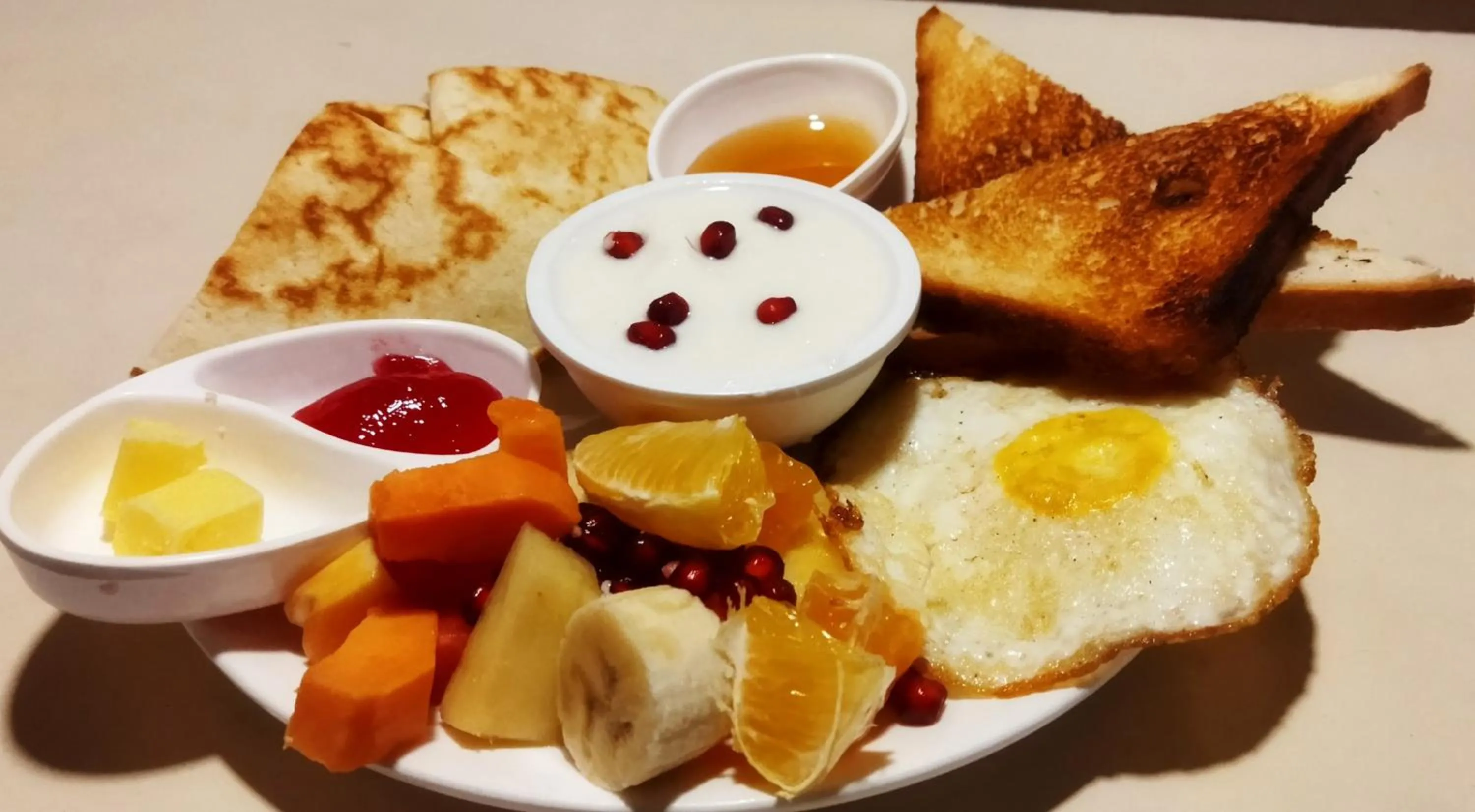 Breakfast in HOTEL RUPAKOT AND ROOFTOP RESTAURANT