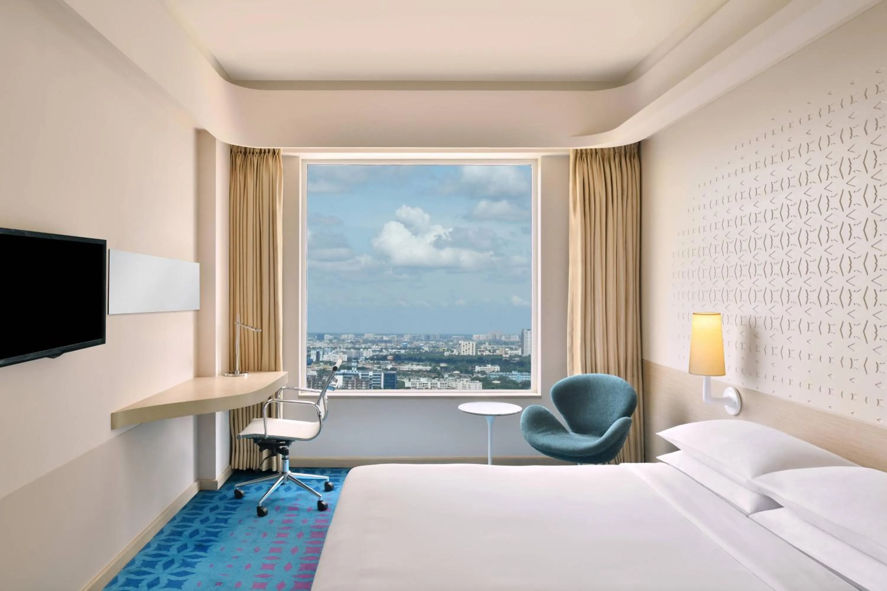 Photo of the whole room, Bed in Fairfield by Marriott Hyderabad Gachibowli