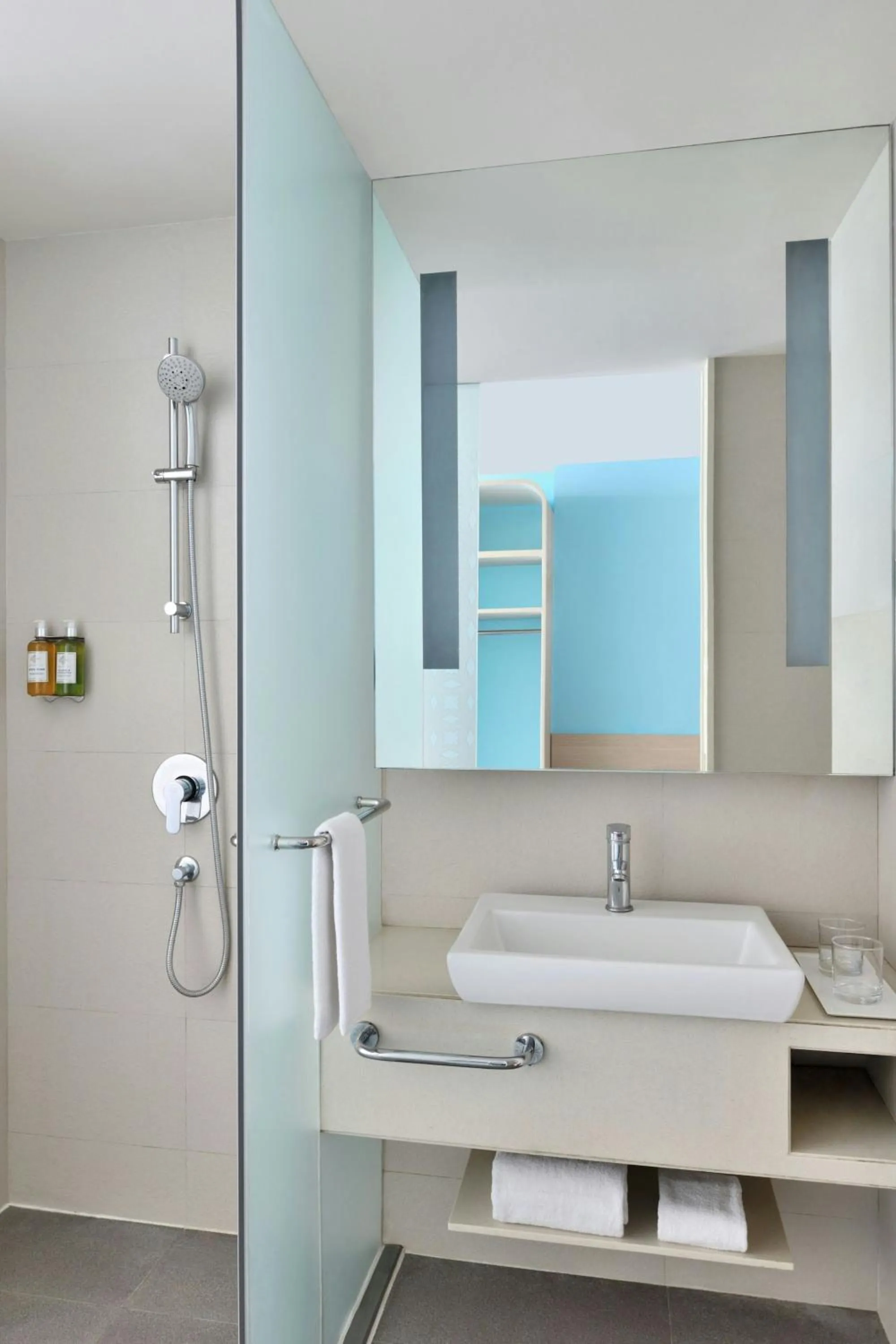 Bathroom in Fairfield by Marriott Hyderabad Gachibowli