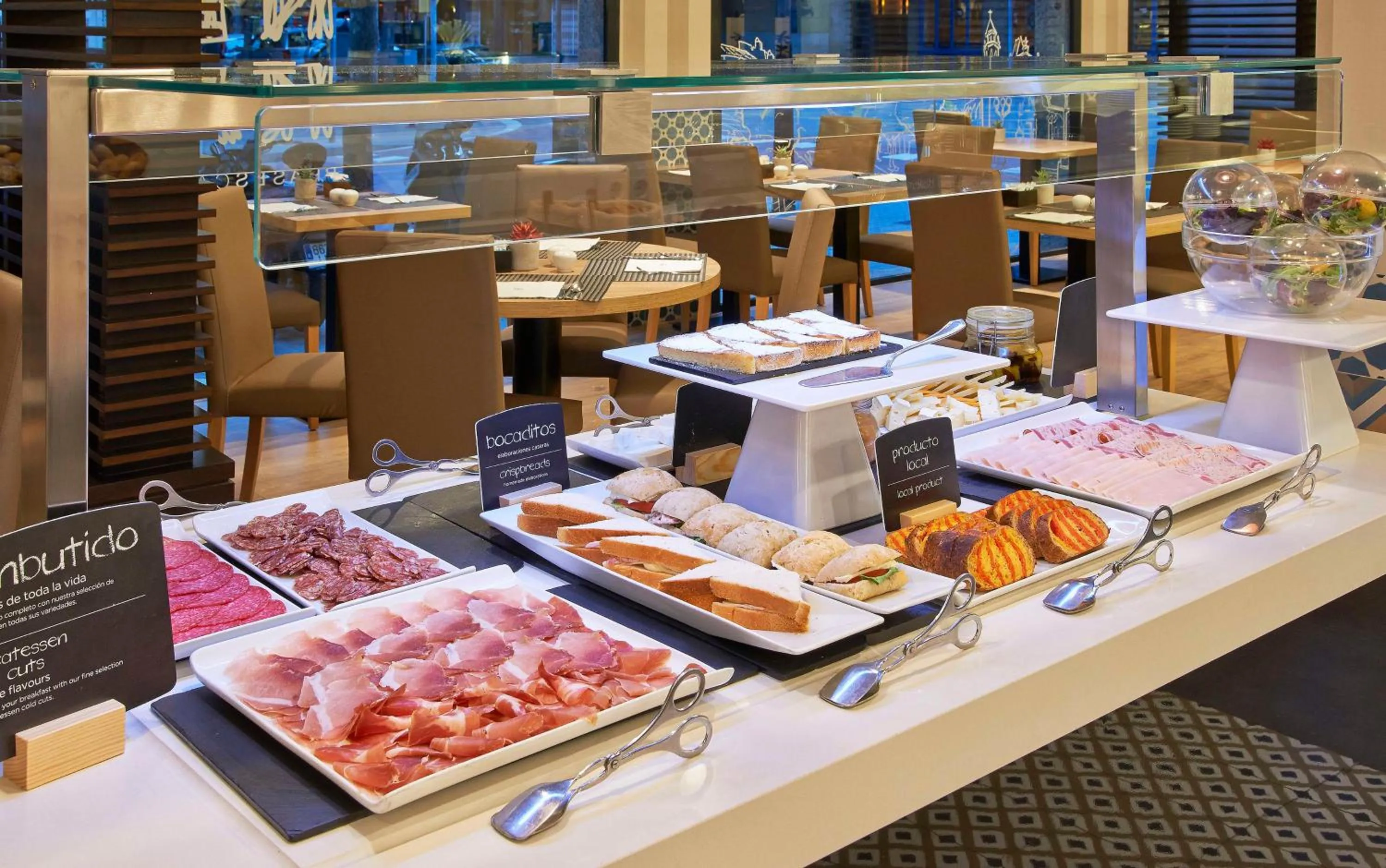 Breakfast in NH Barcelona Les Corts