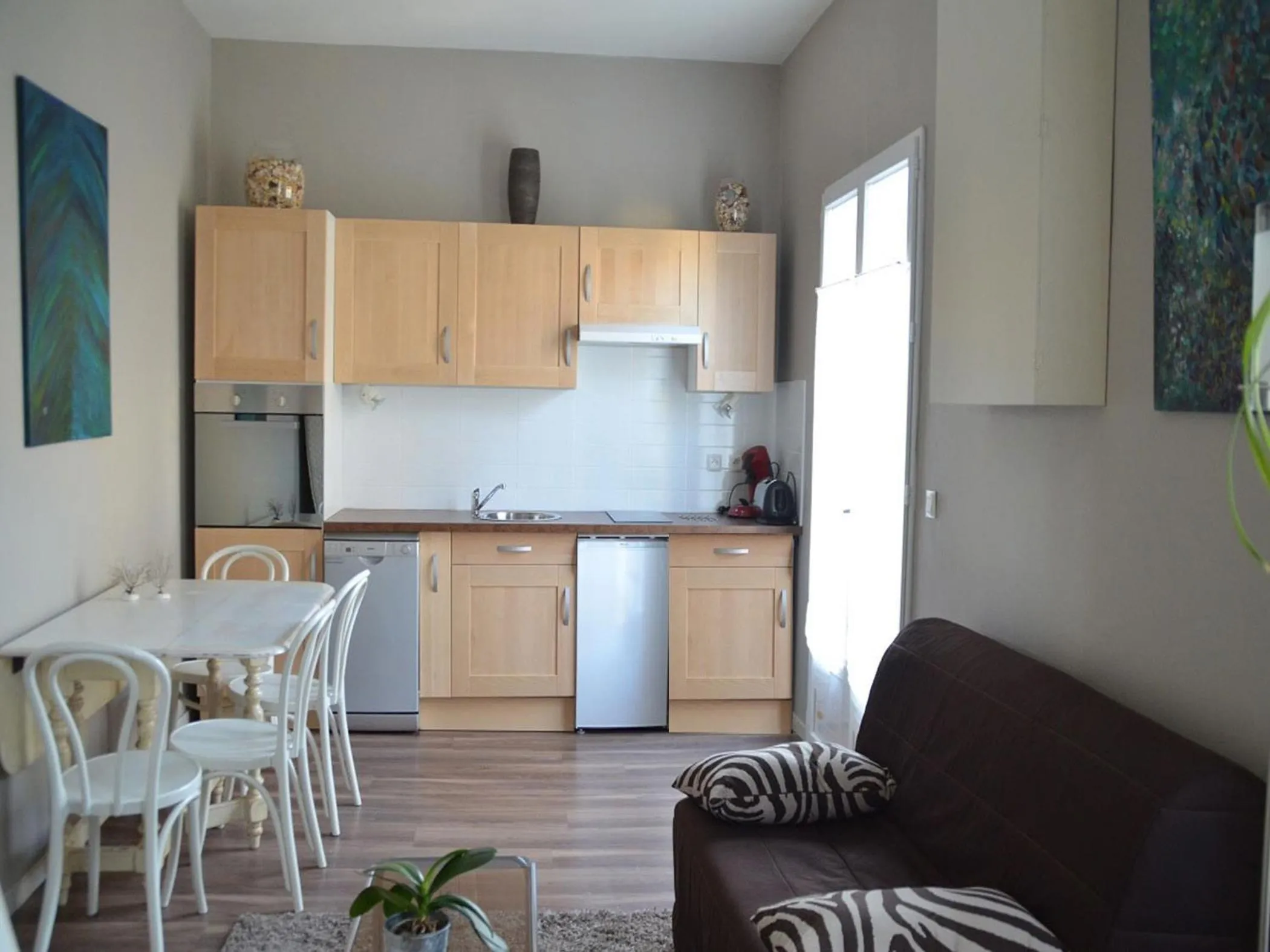 Dining area in Les Flots Bleus