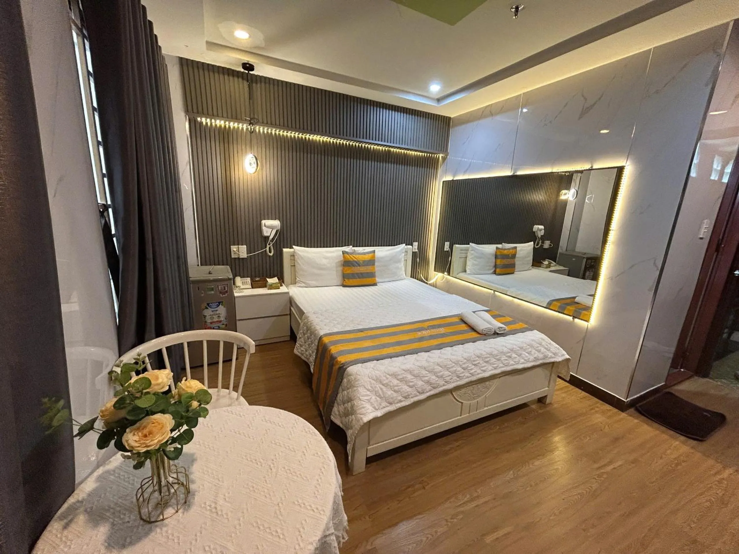 Bedroom, Bed in Jewel Hotel