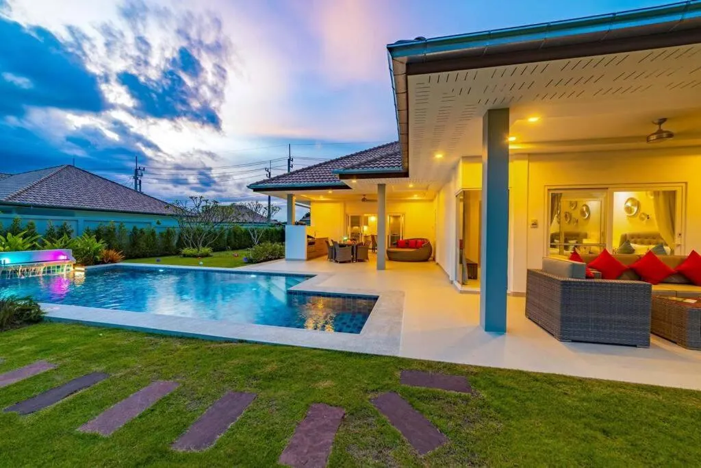 Private 3 Bedroom Pool Villa MS22