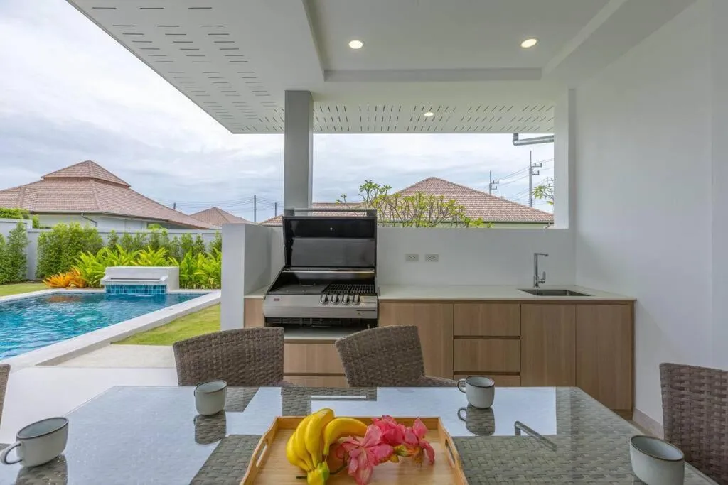 Private 3 Bedroom Pool Villa MS22