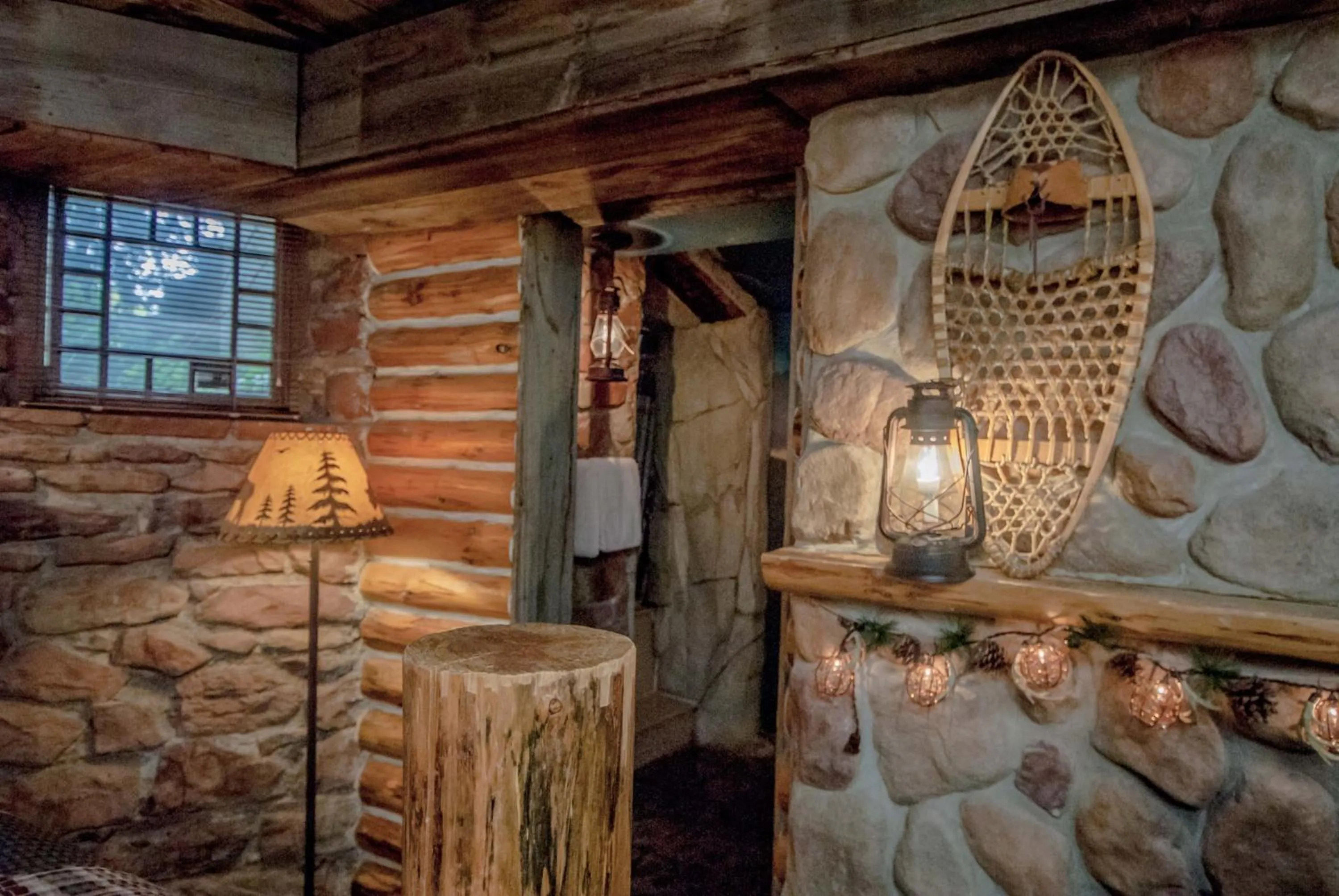 Decorative detail in The Anniversary Inn - South Temple