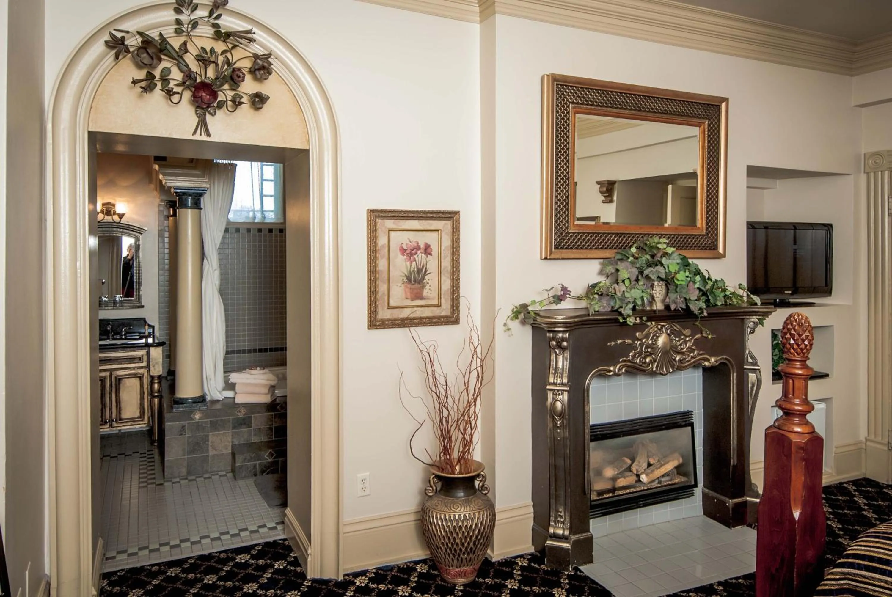 Bedroom in The Anniversary Inn - South Temple