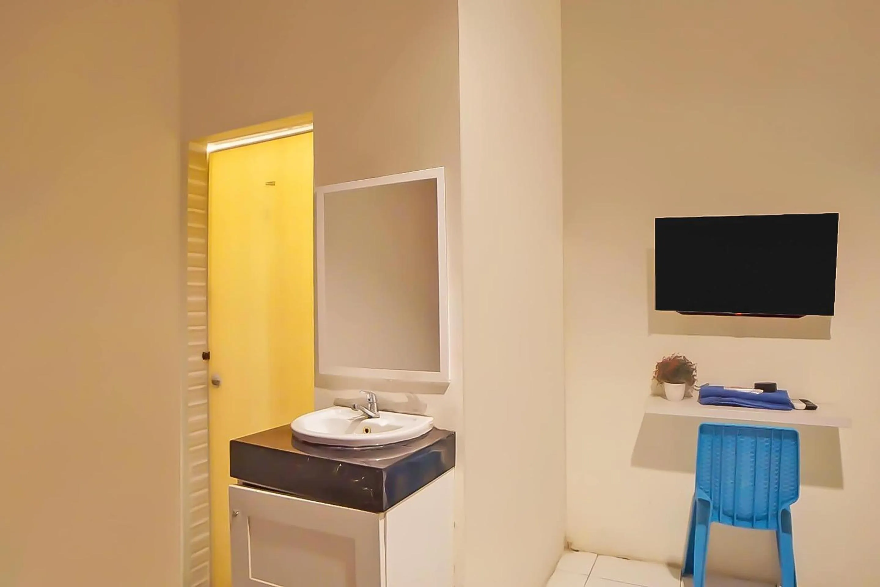 Bedroom in Hotel O N Guesthouse