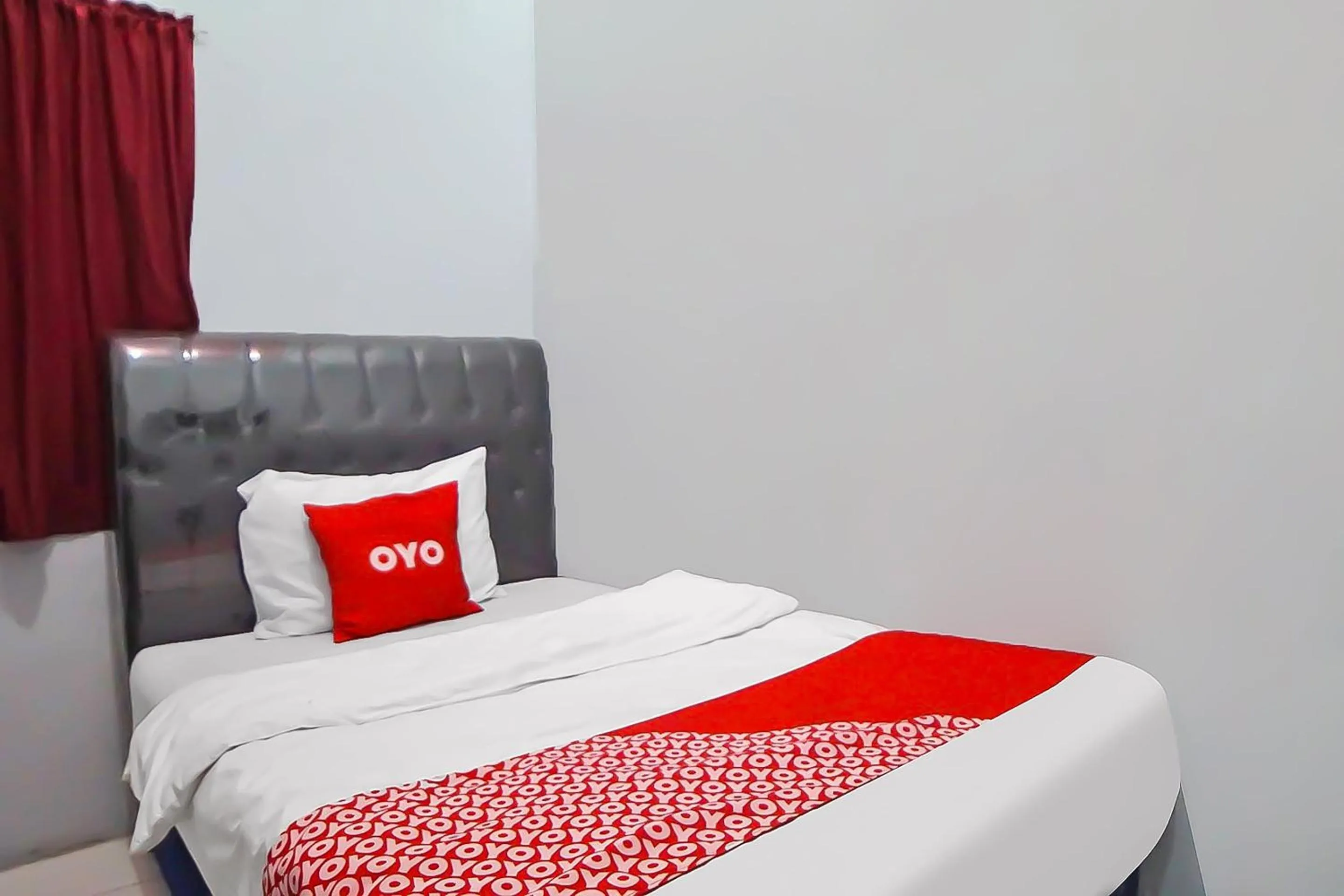 Bedroom in Hotel O N Guesthouse