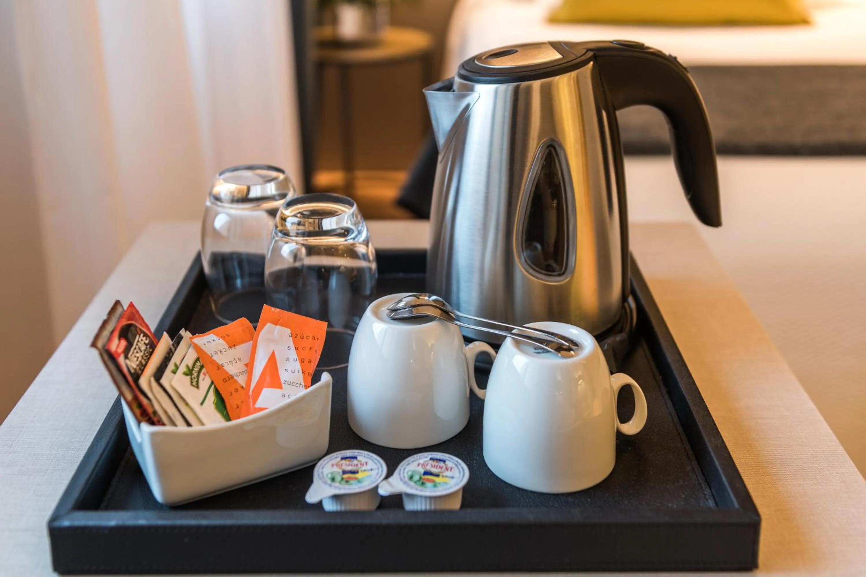 Coffee/tea facilities in Up Rooms Vic Hotel