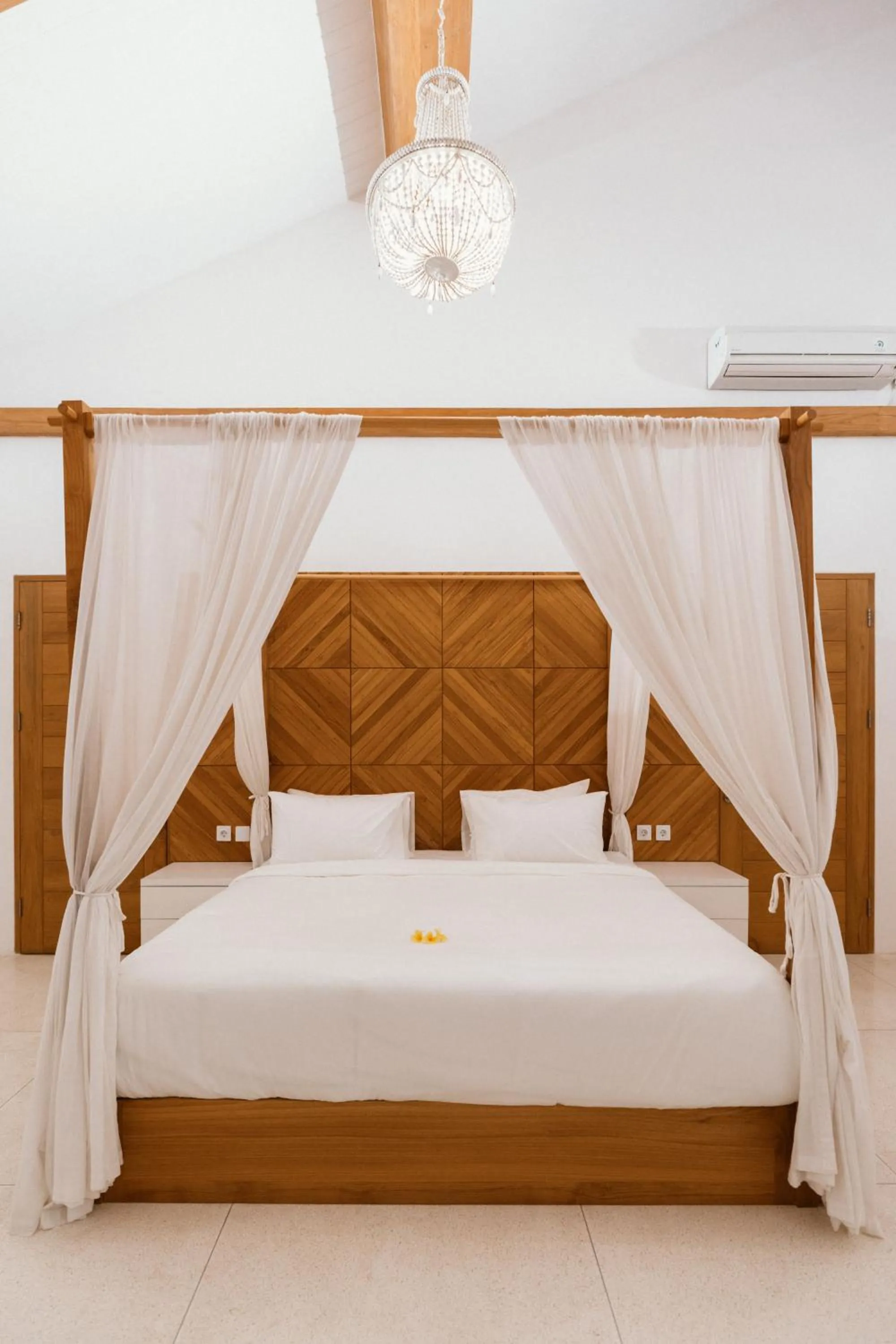 Bed in Ketewel Beach Villas and Spa