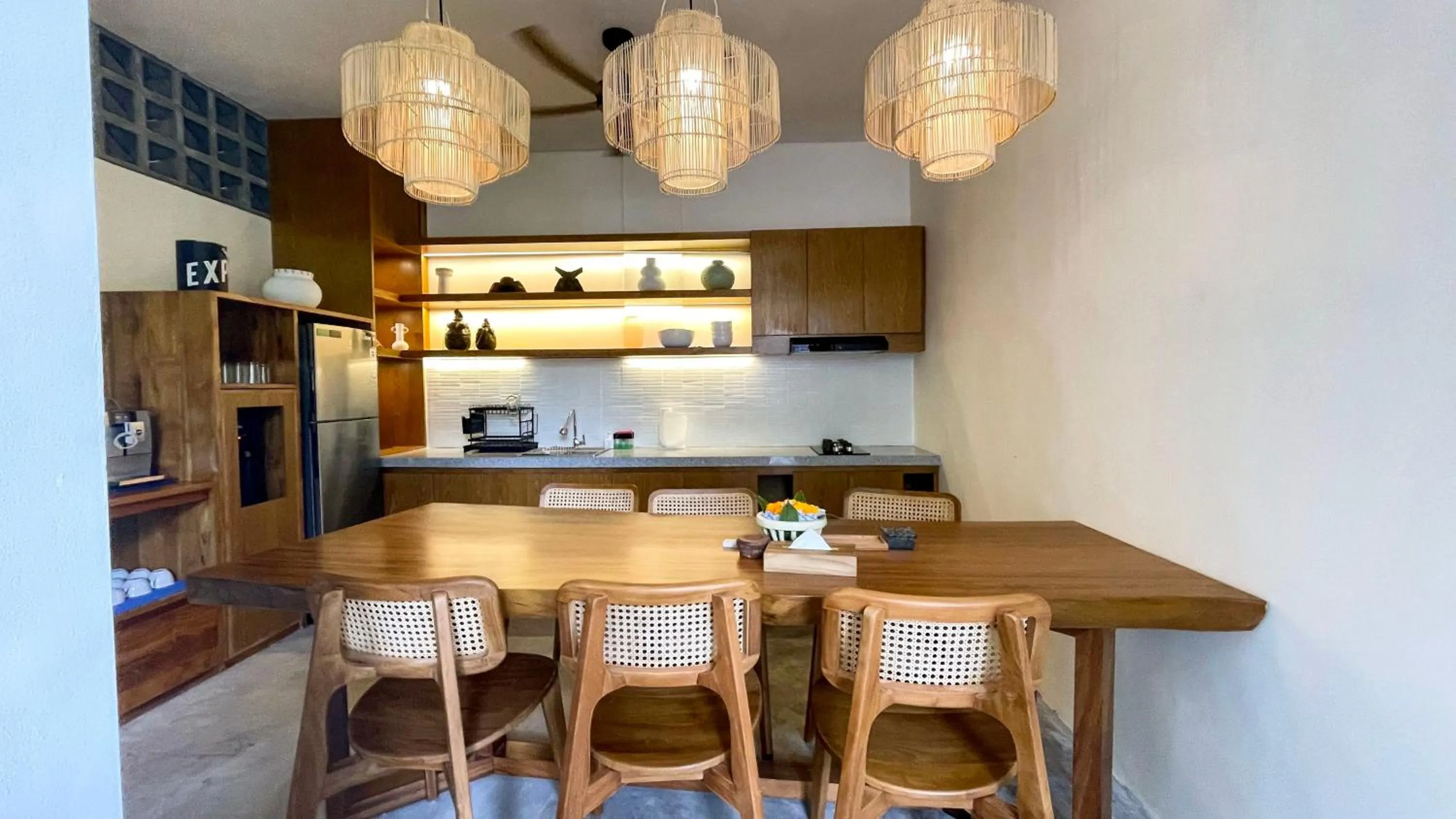 Kitchen or kitchenette in Leafy Home Canggu