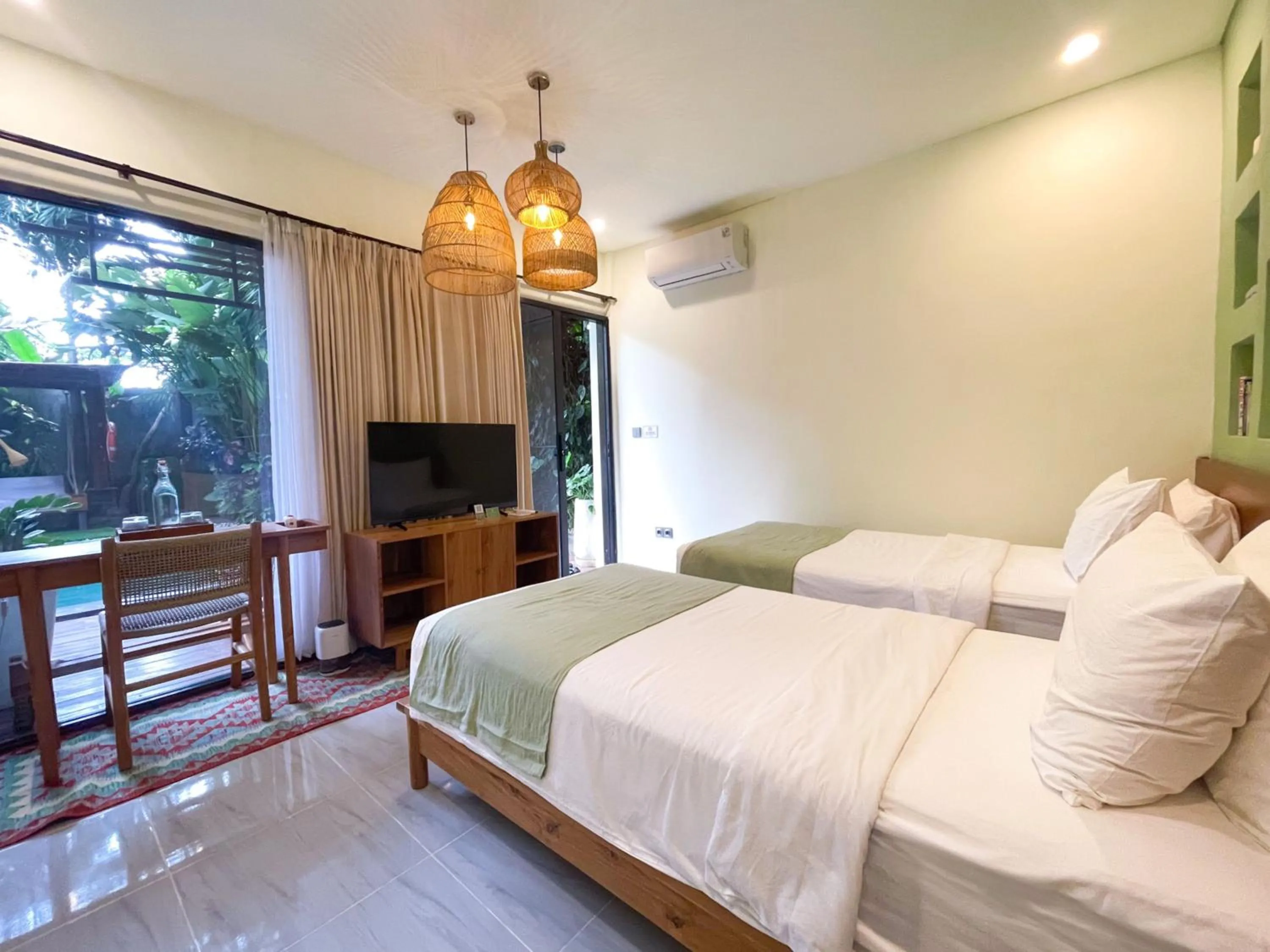 Bedroom, Bed in Leafy Home Canggu