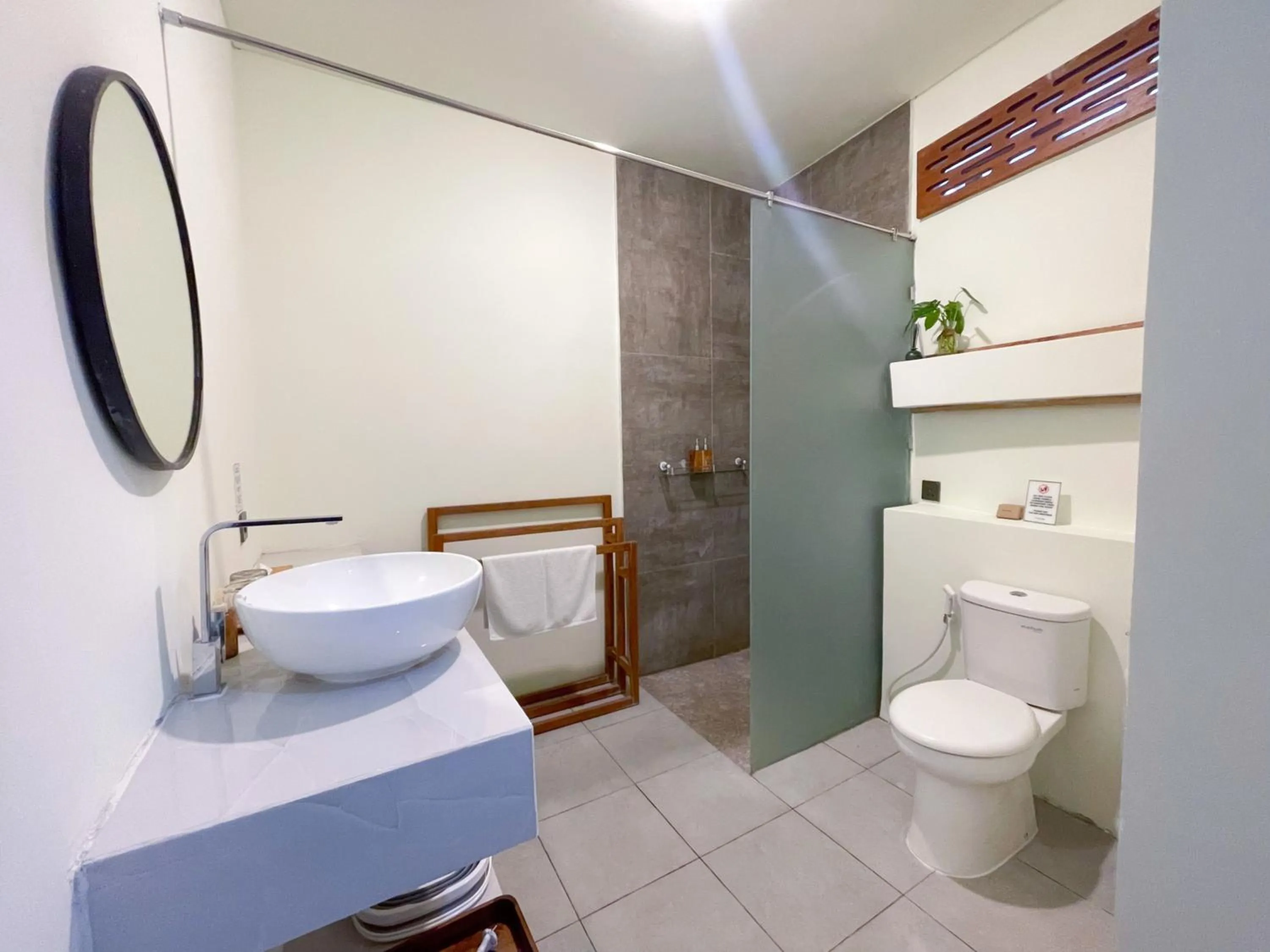 Bathroom in Leafy Home Canggu