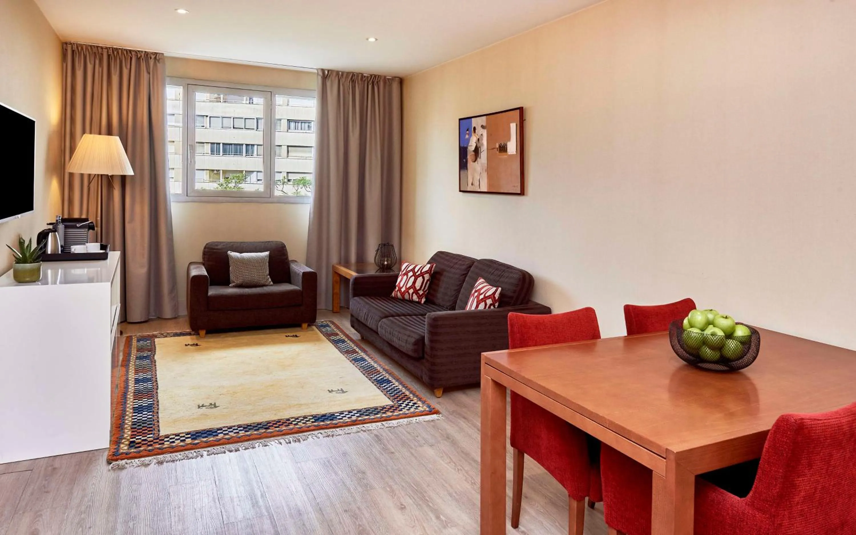 Photo of the whole room in NH Ciutat de Reus