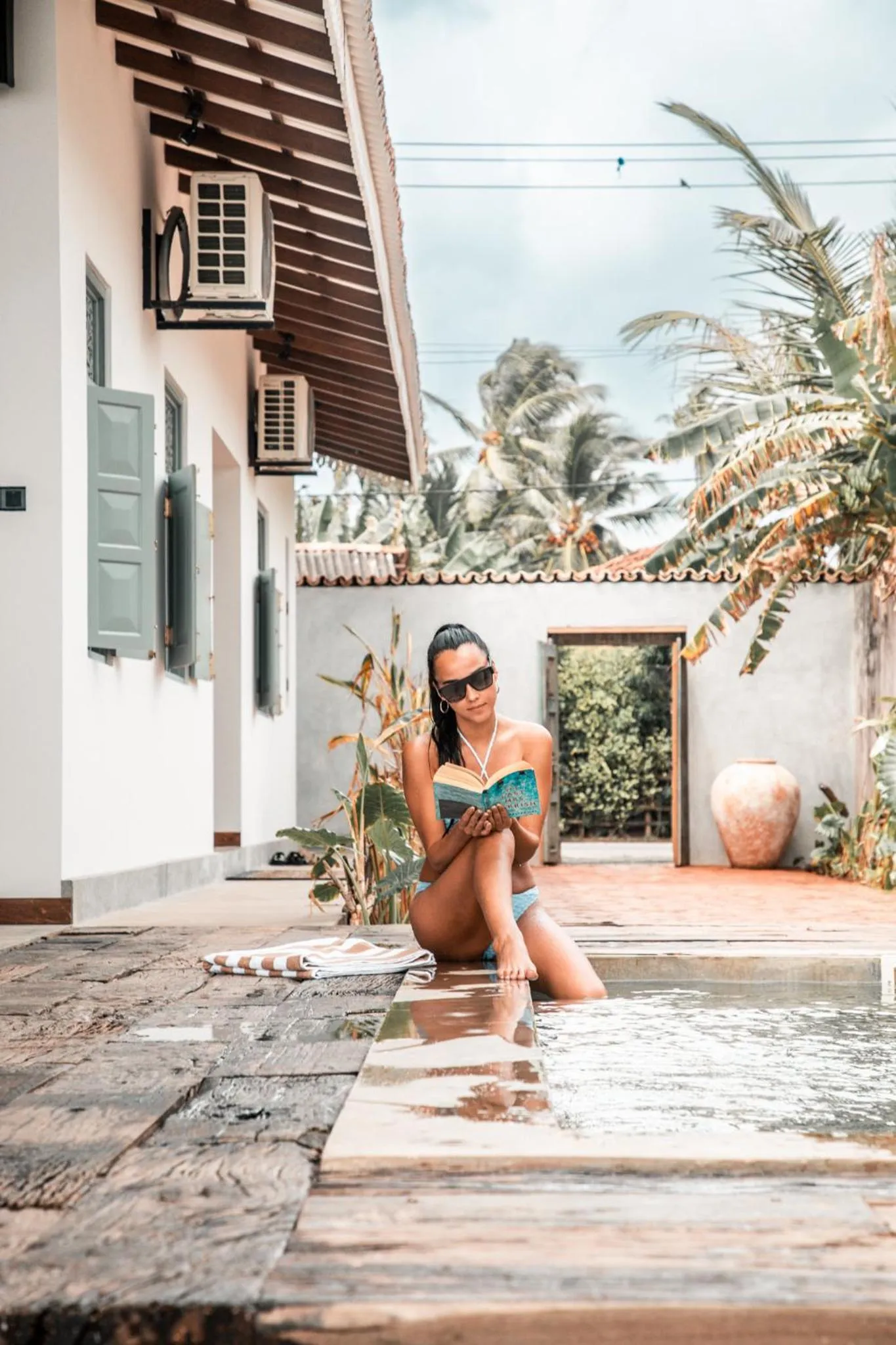 Day in Moi Talpe by DBI