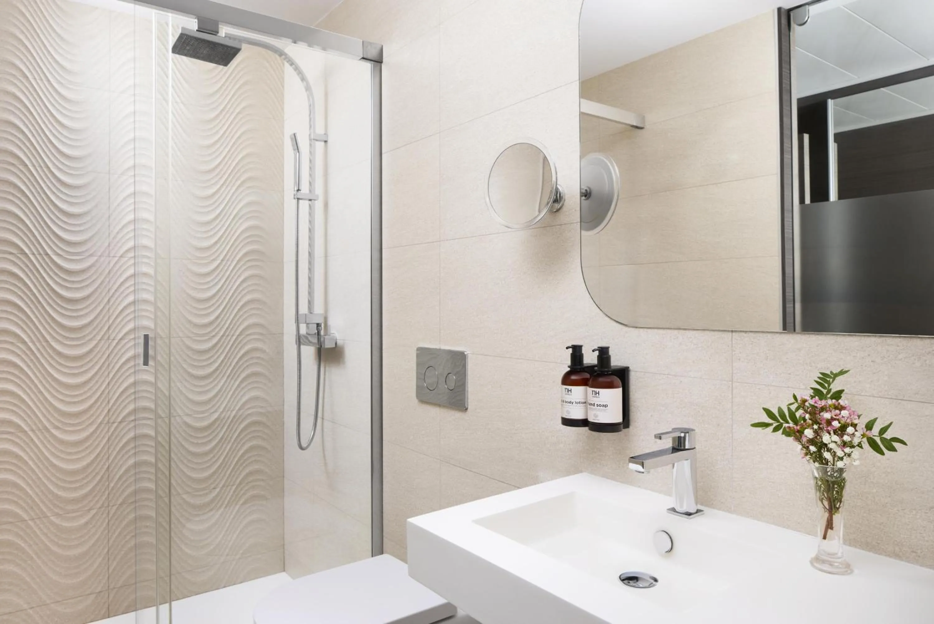 Bathroom in NH Castellón Mindoro