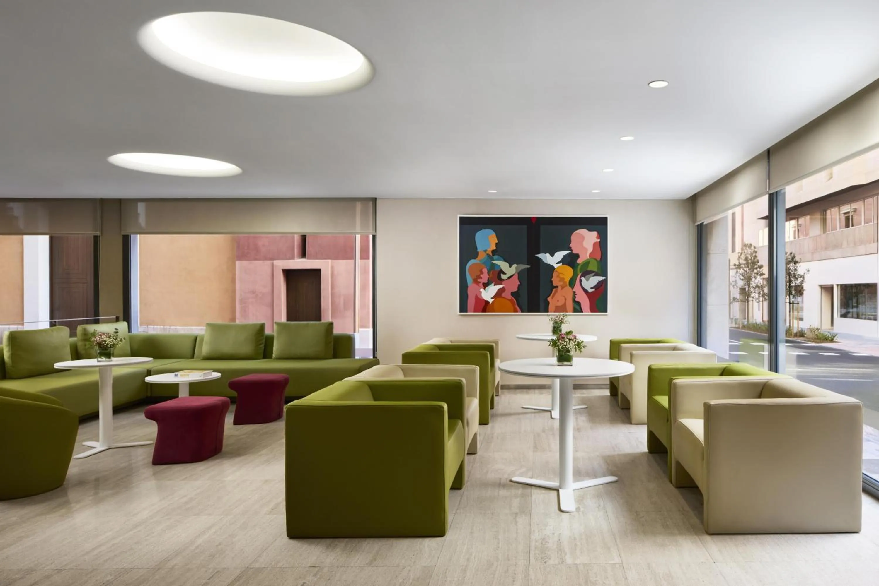 Lobby or reception in NH Castellón Mindoro