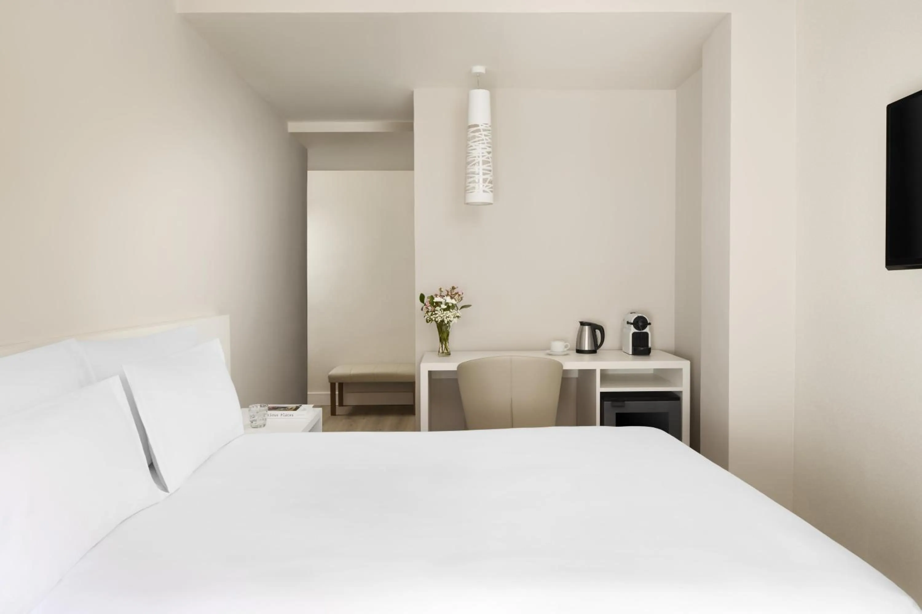 Bedroom, Bed in NH Castellón Mindoro