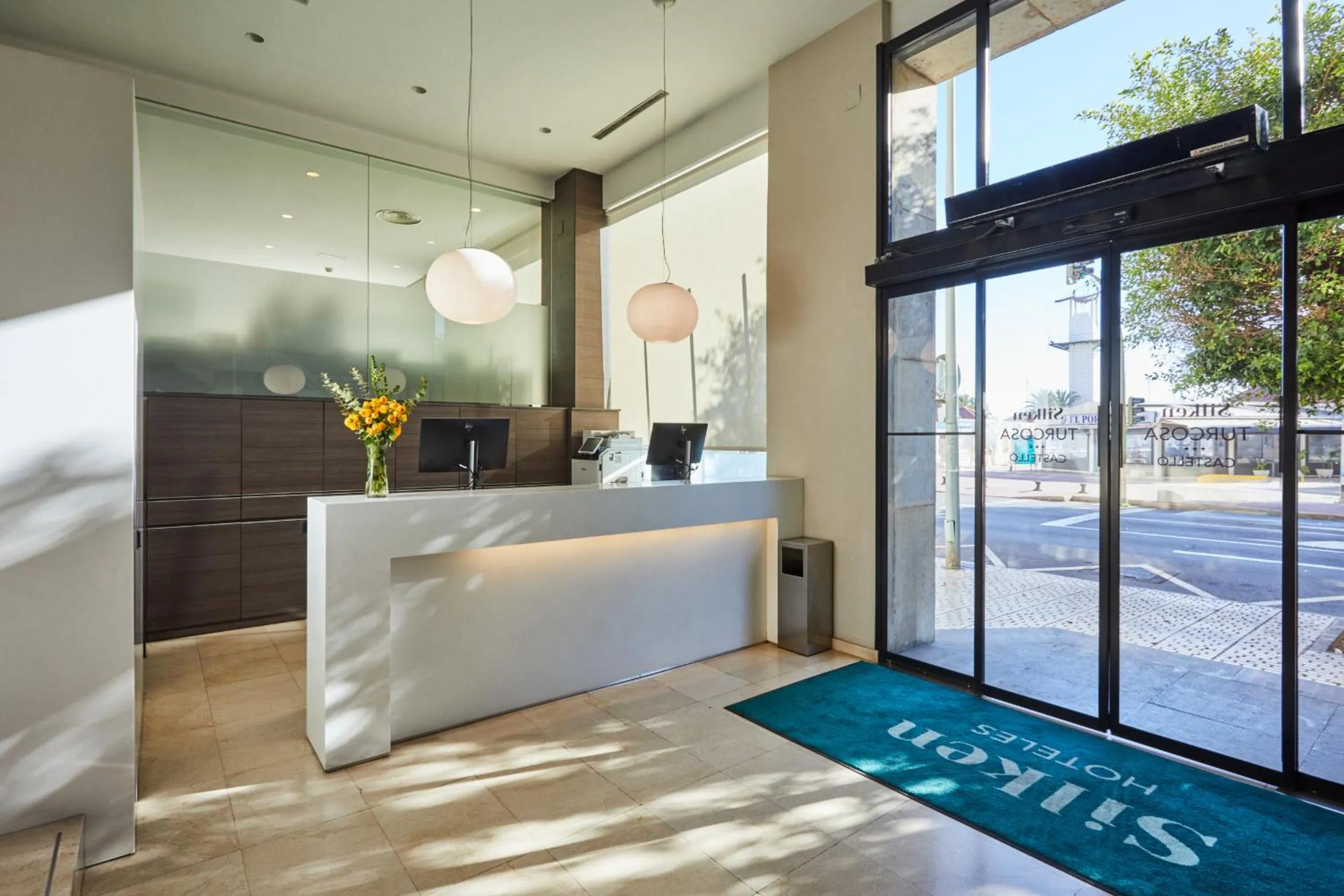 Lobby or reception, Bed in Silken Turcosa 3 Sup