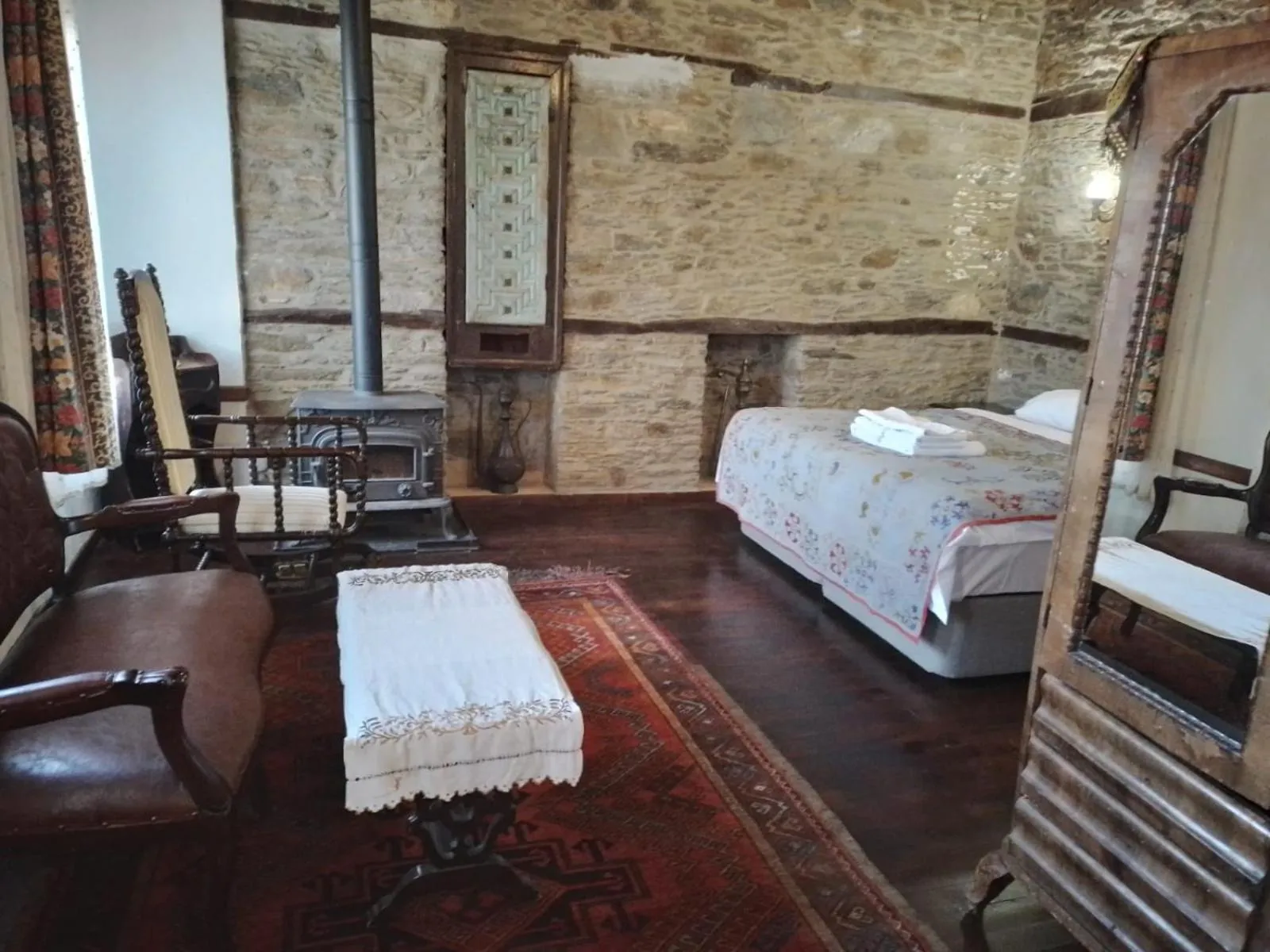 Bed in Şirince Lotus Konakları