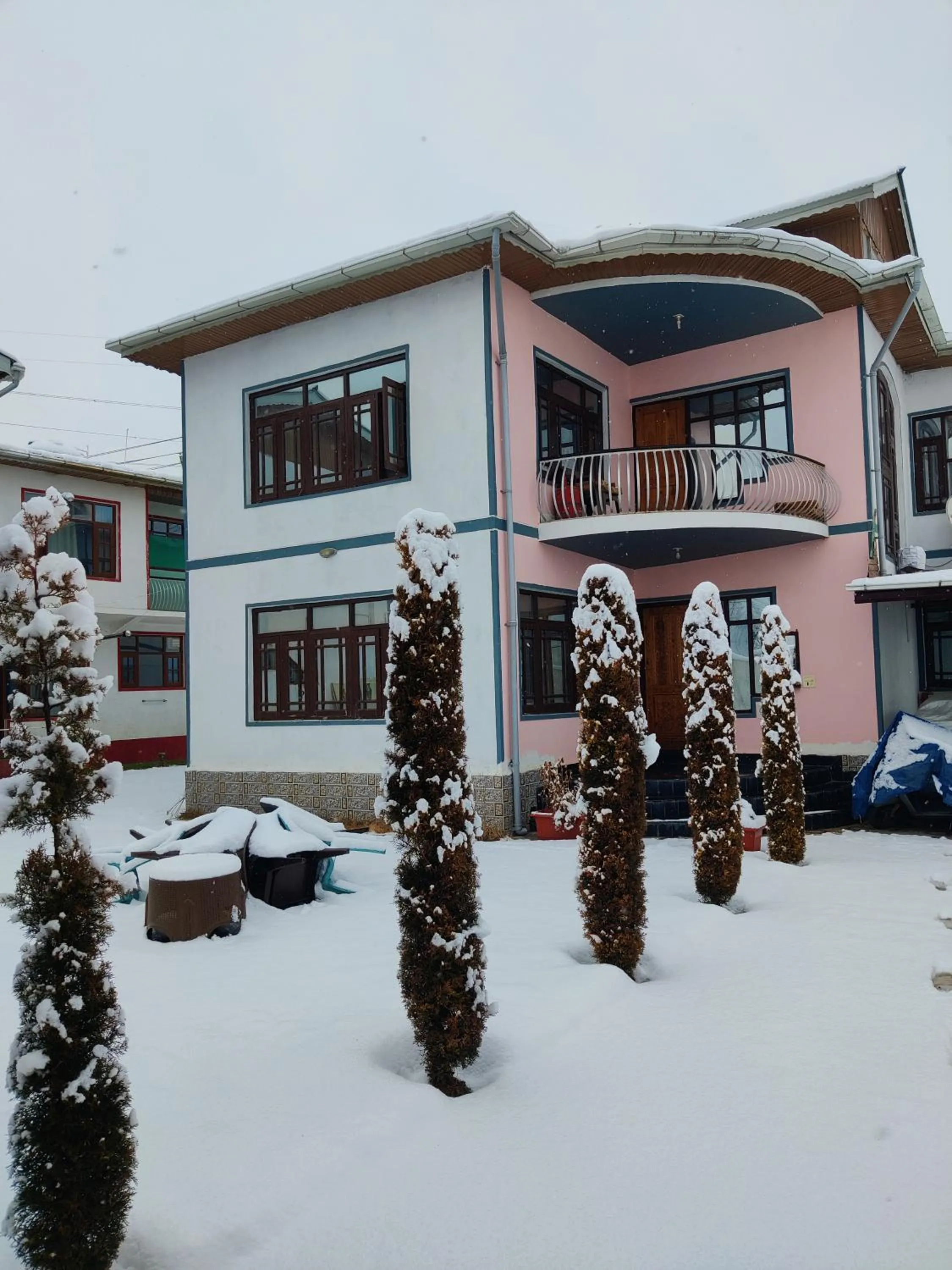 Property building in Kashmir Homestay