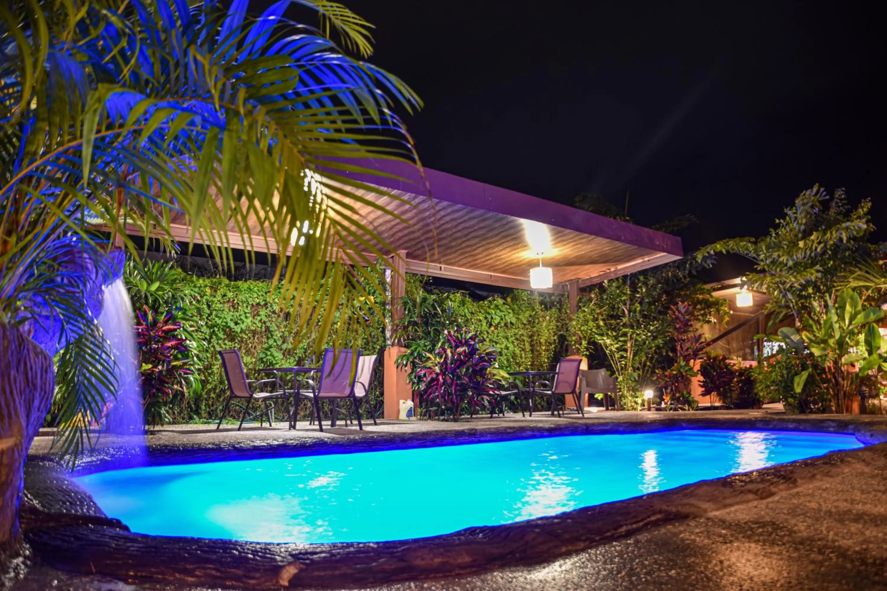 Swimming pool in Hotel Sierra Arenal