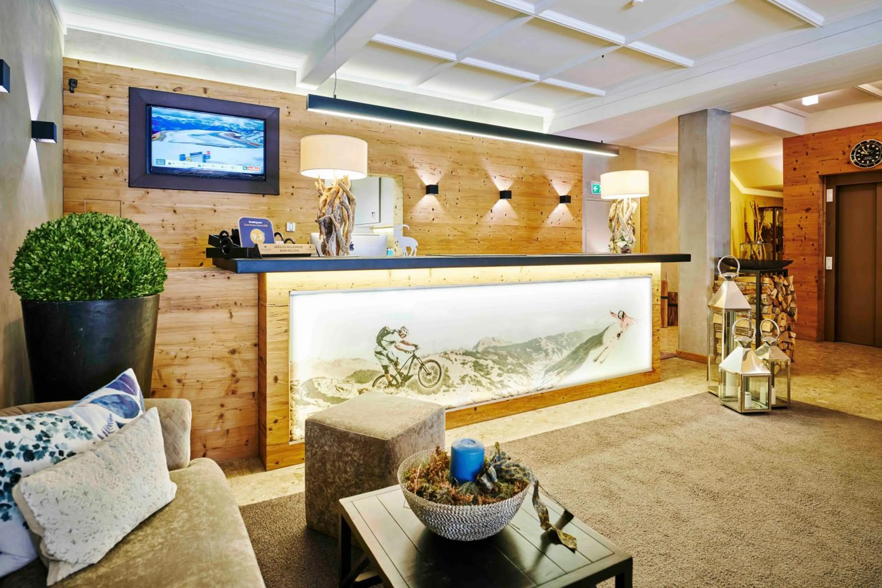 Lobby or reception in Saalbach Suites by ALPS RESORTS
