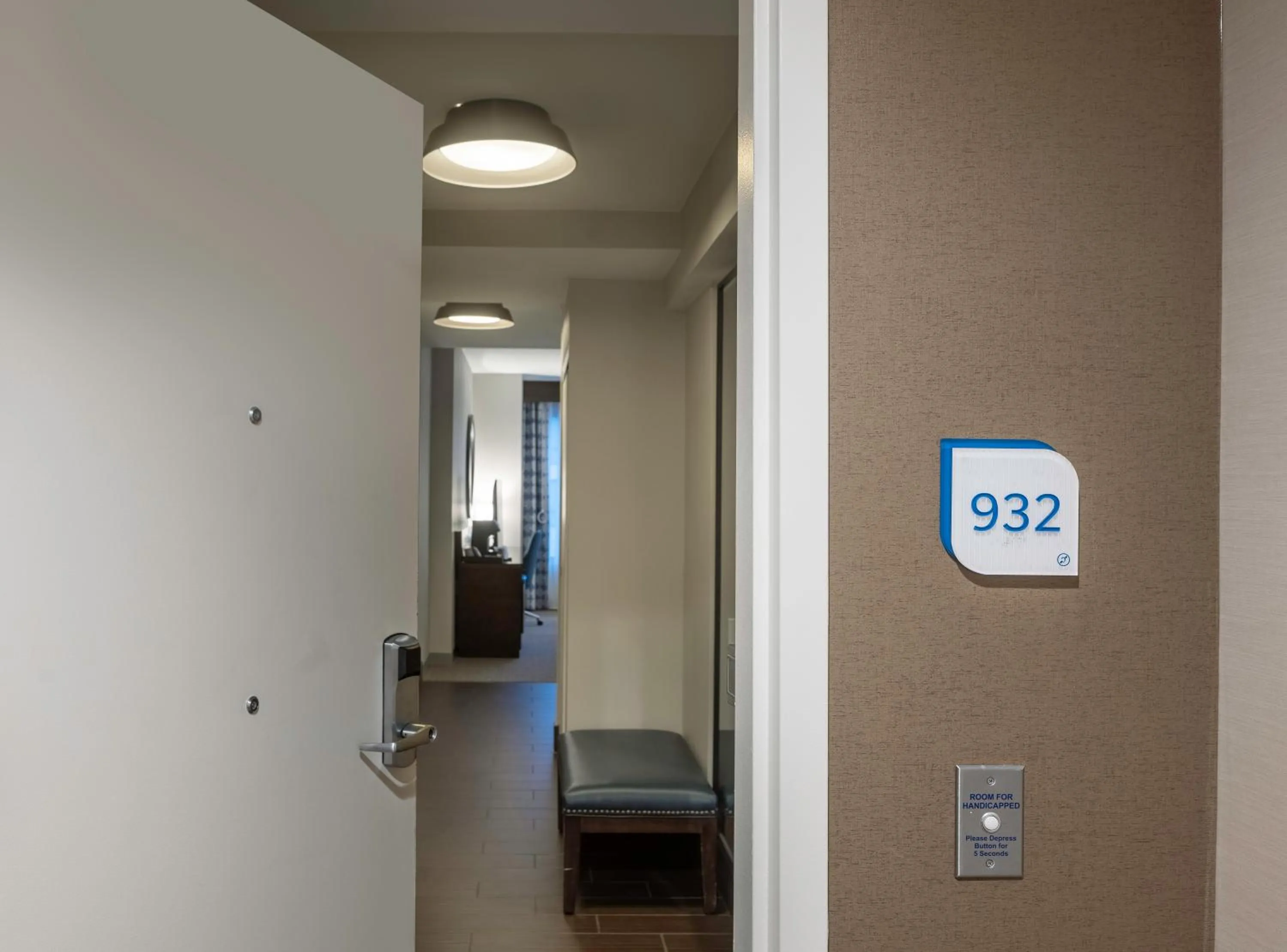 acessibility in Hilton Garden Inn Washington DC/Georgetown Area