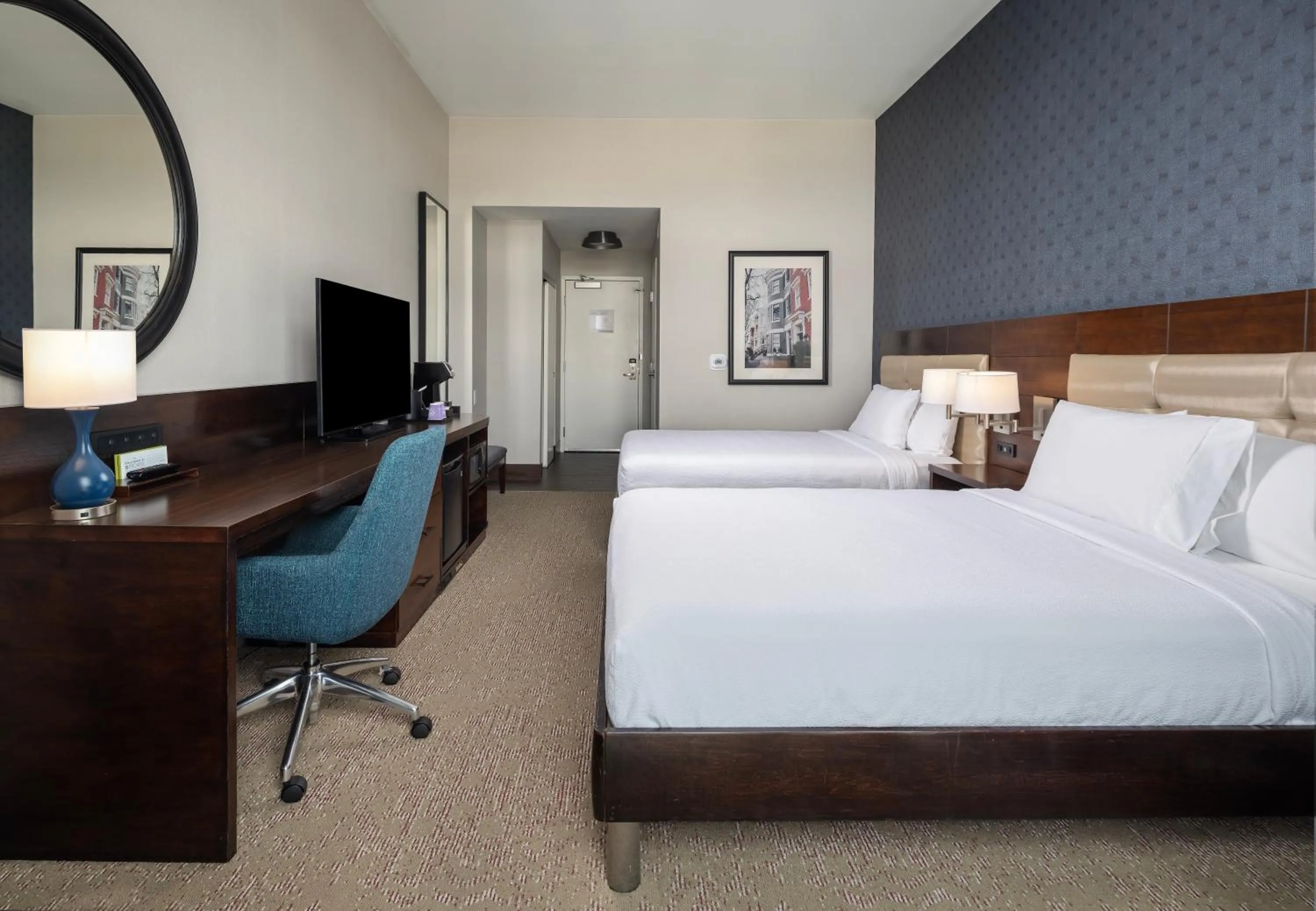 Bedroom, Bed in Hilton Garden Inn Washington DC/Georgetown Area