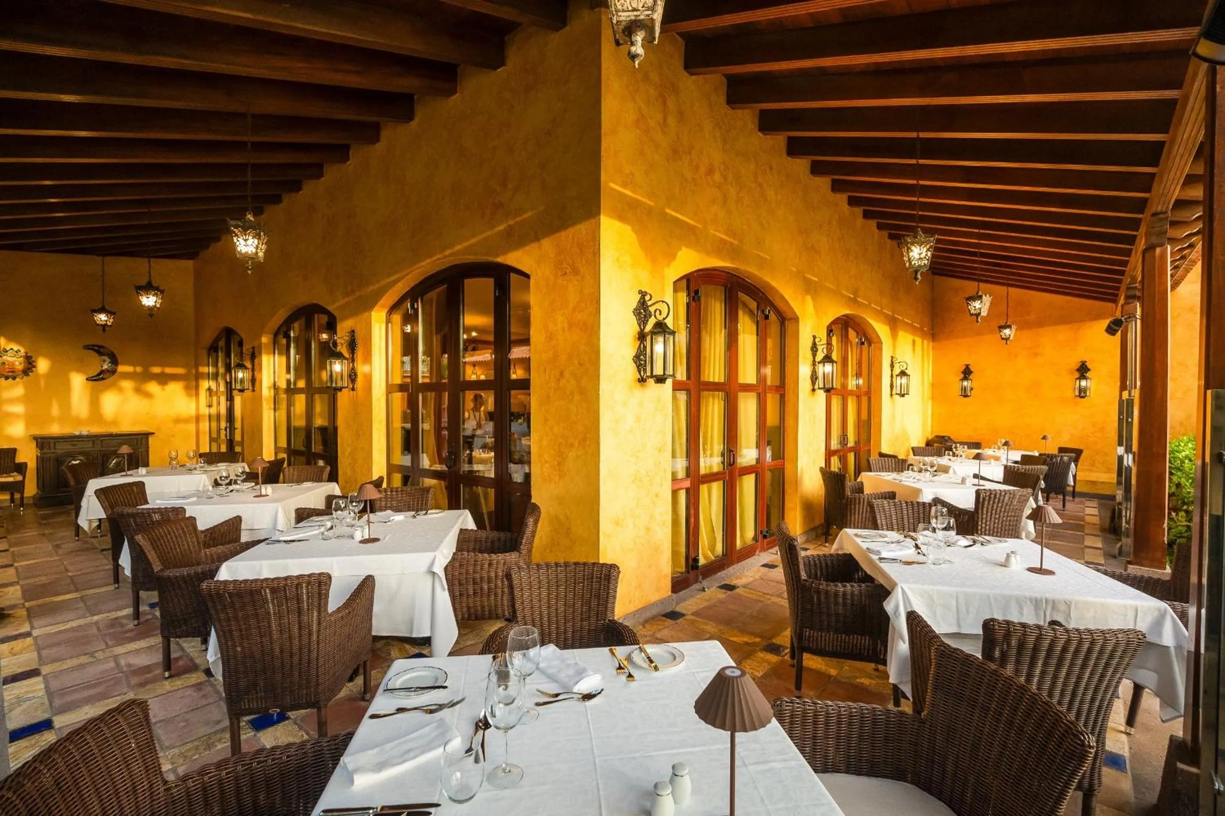 Restaurant/places to eat in Europe Villa Cortes GL