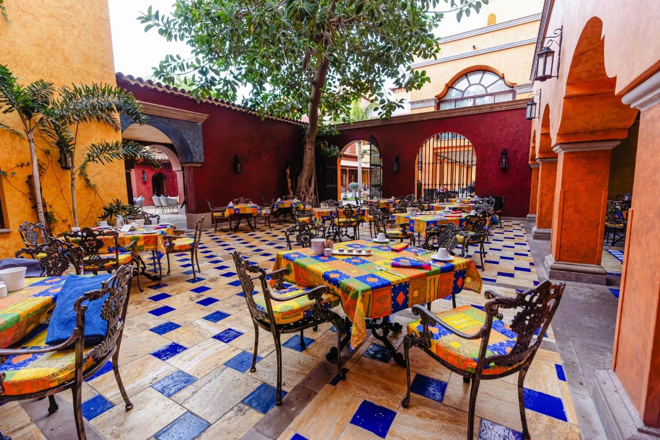 Restaurant/places to eat in Europe Villa Cortes GL