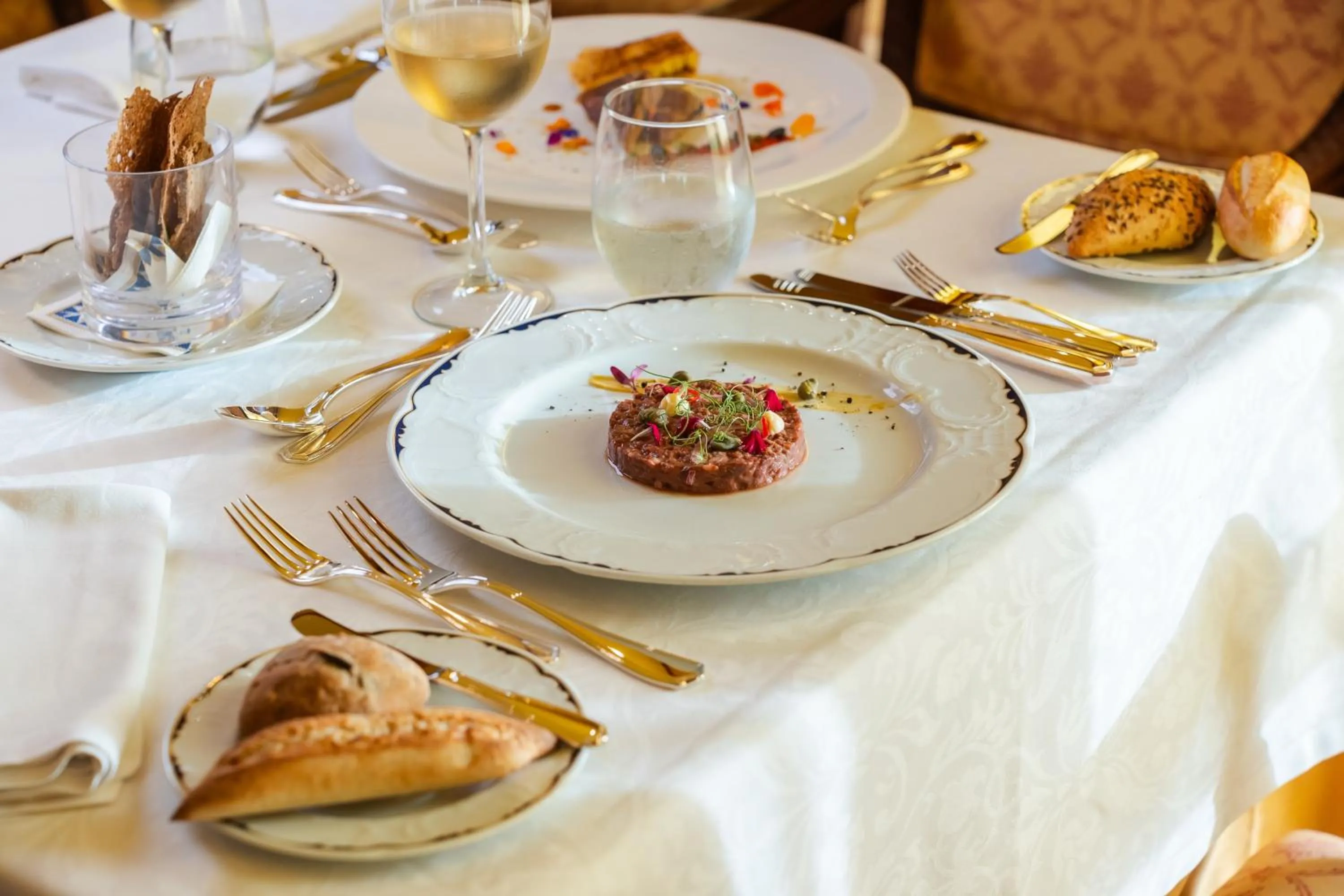 Food in Europe Villa Cortes GL