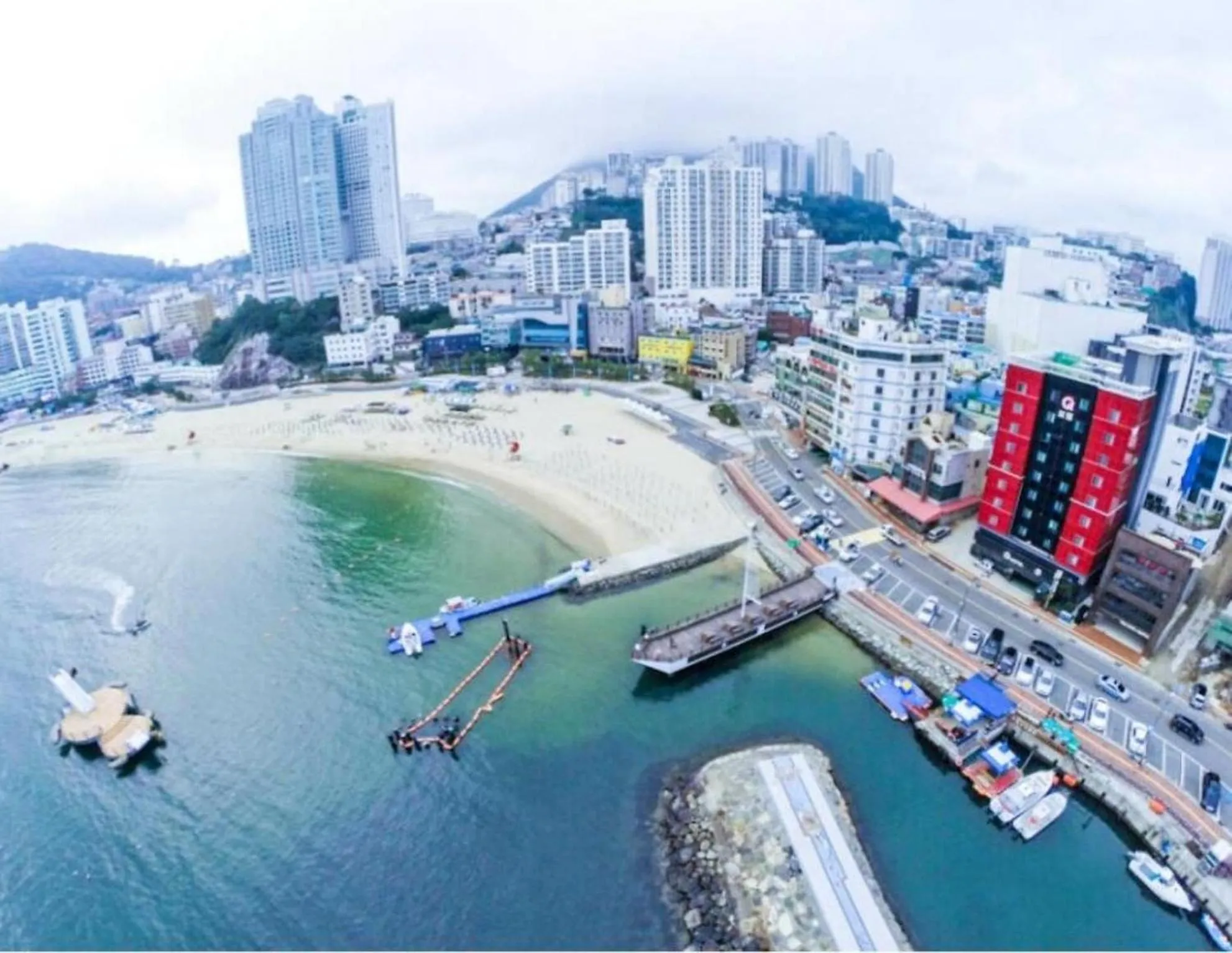 Property building in Q5 Hotel Busan Songdo