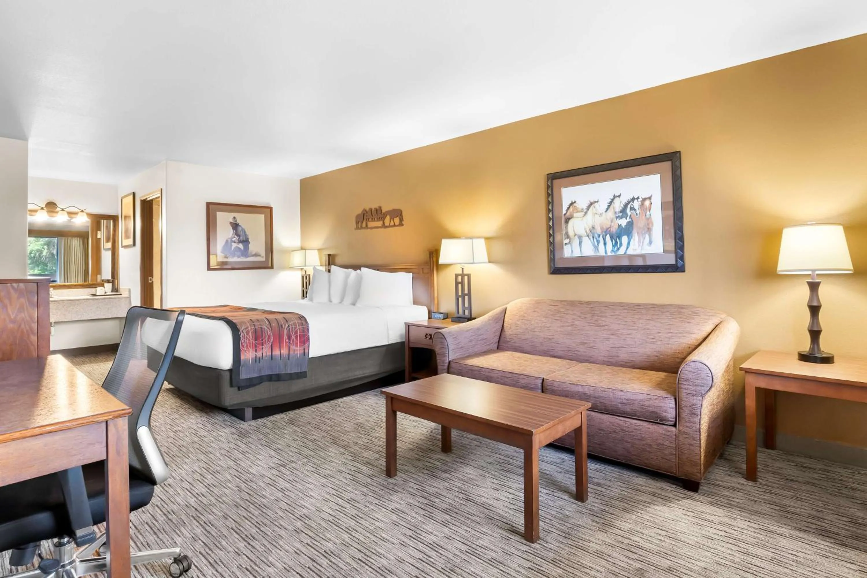 Bedroom, Bed in Best Western Grande River Inn & Suites