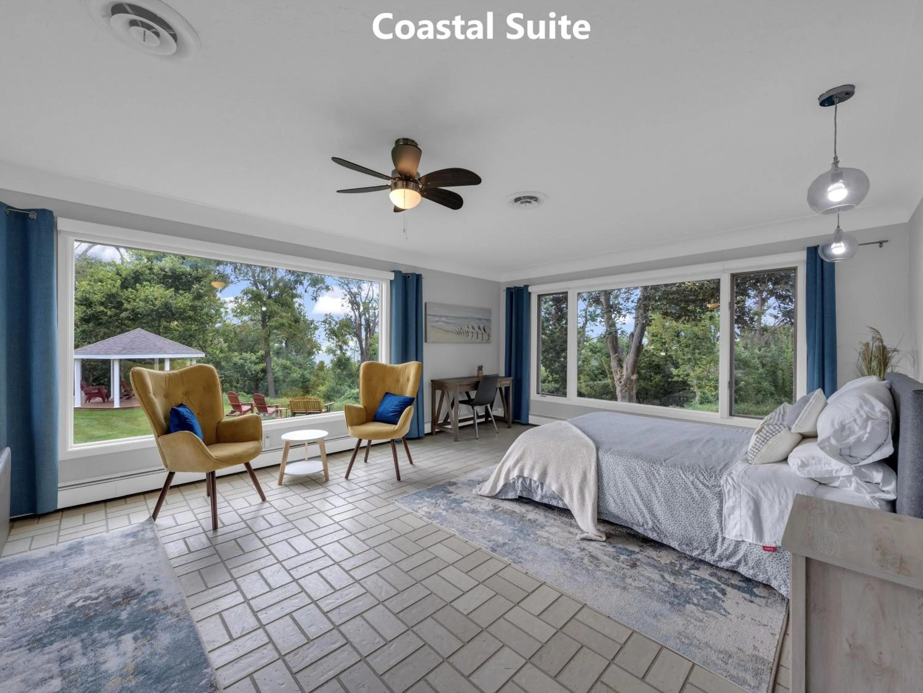 Living room in Coastal Suite #1 Cozy Suite #2 - Seacliff Beach Suites