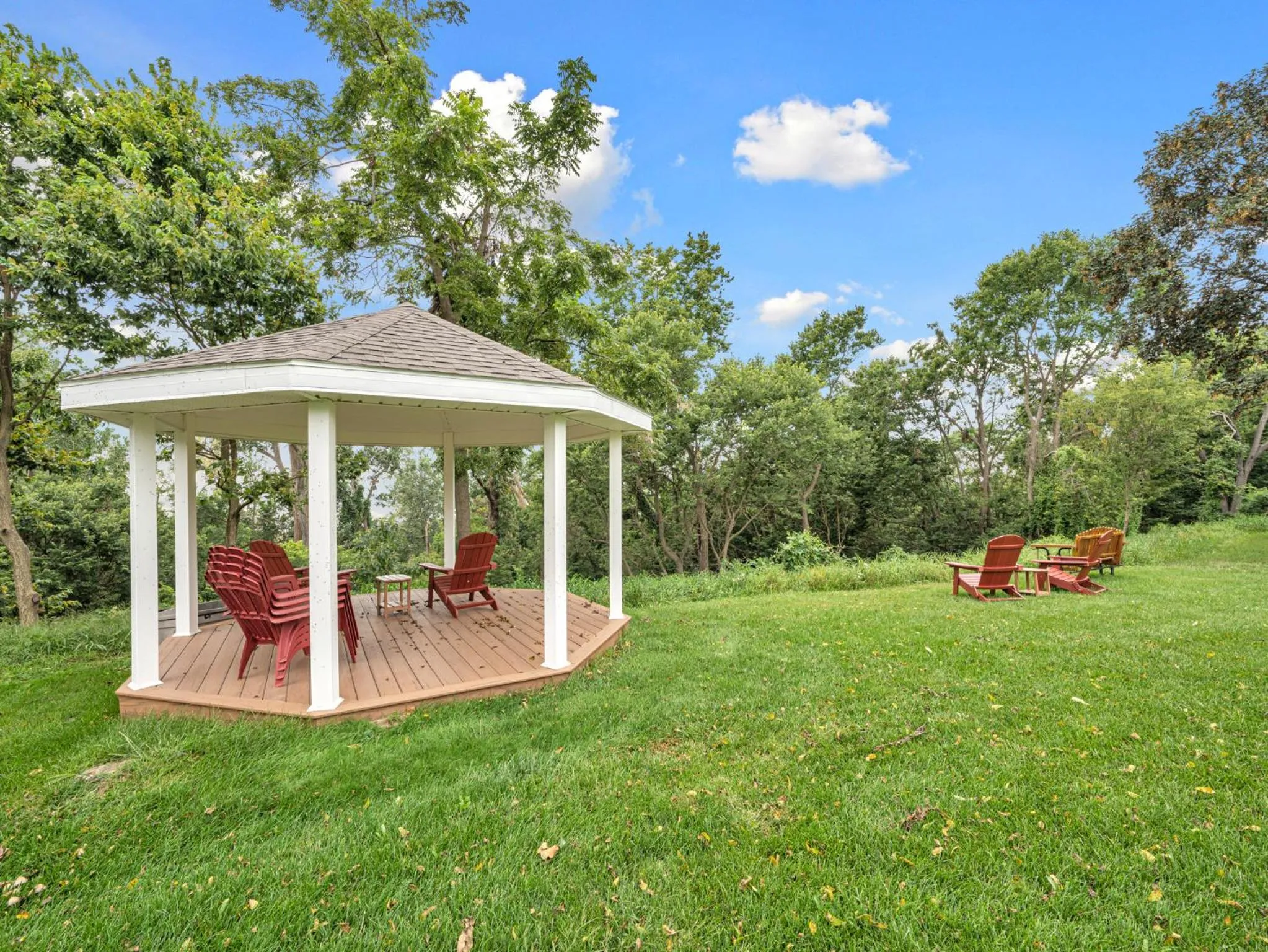 Patio in Coastal Suite #1 Cozy Suite #2 - Seacliff Beach Suites