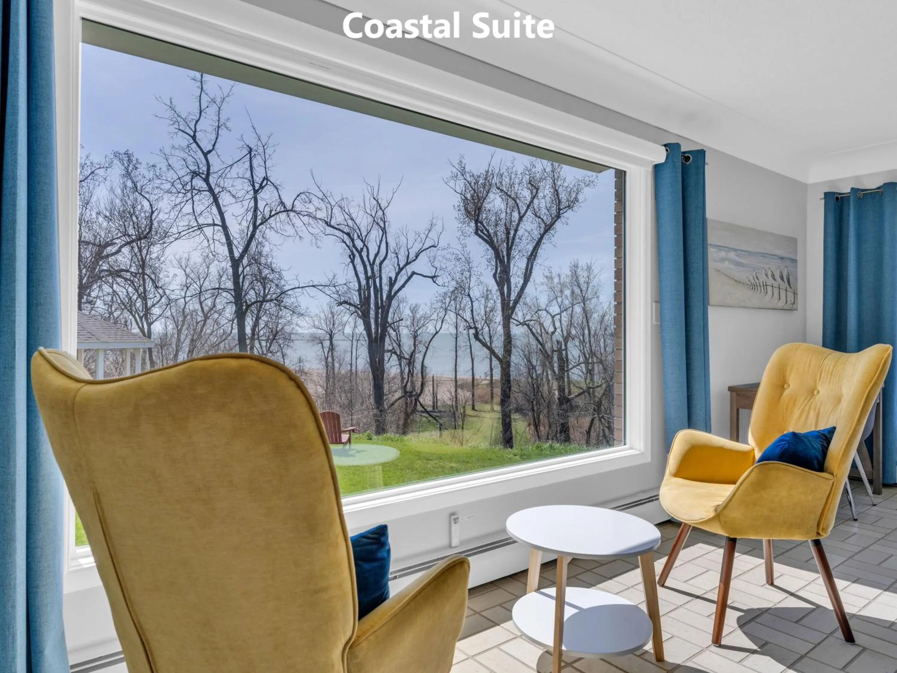 Living room in Coastal Suite #1 Cozy Suite #2 - Seacliff Beach Suites