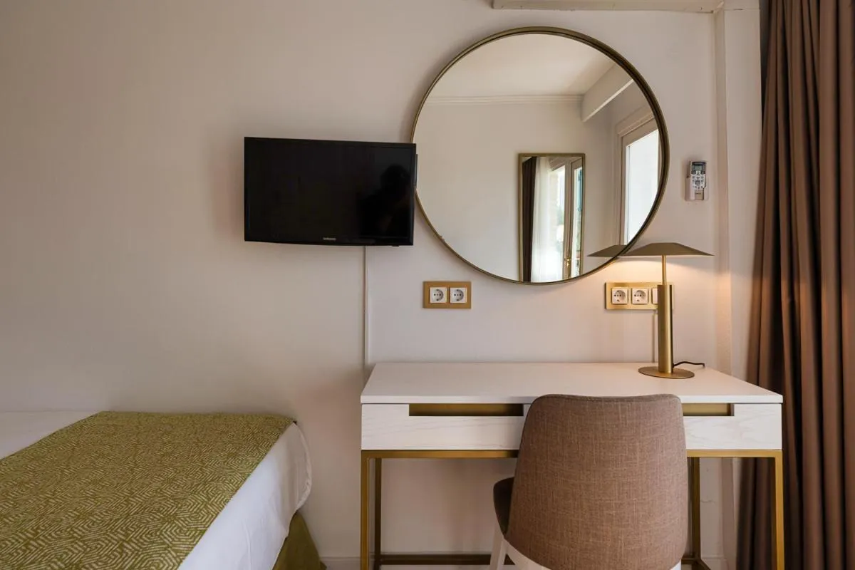 Bed in Hotel Araxa - Adults Only